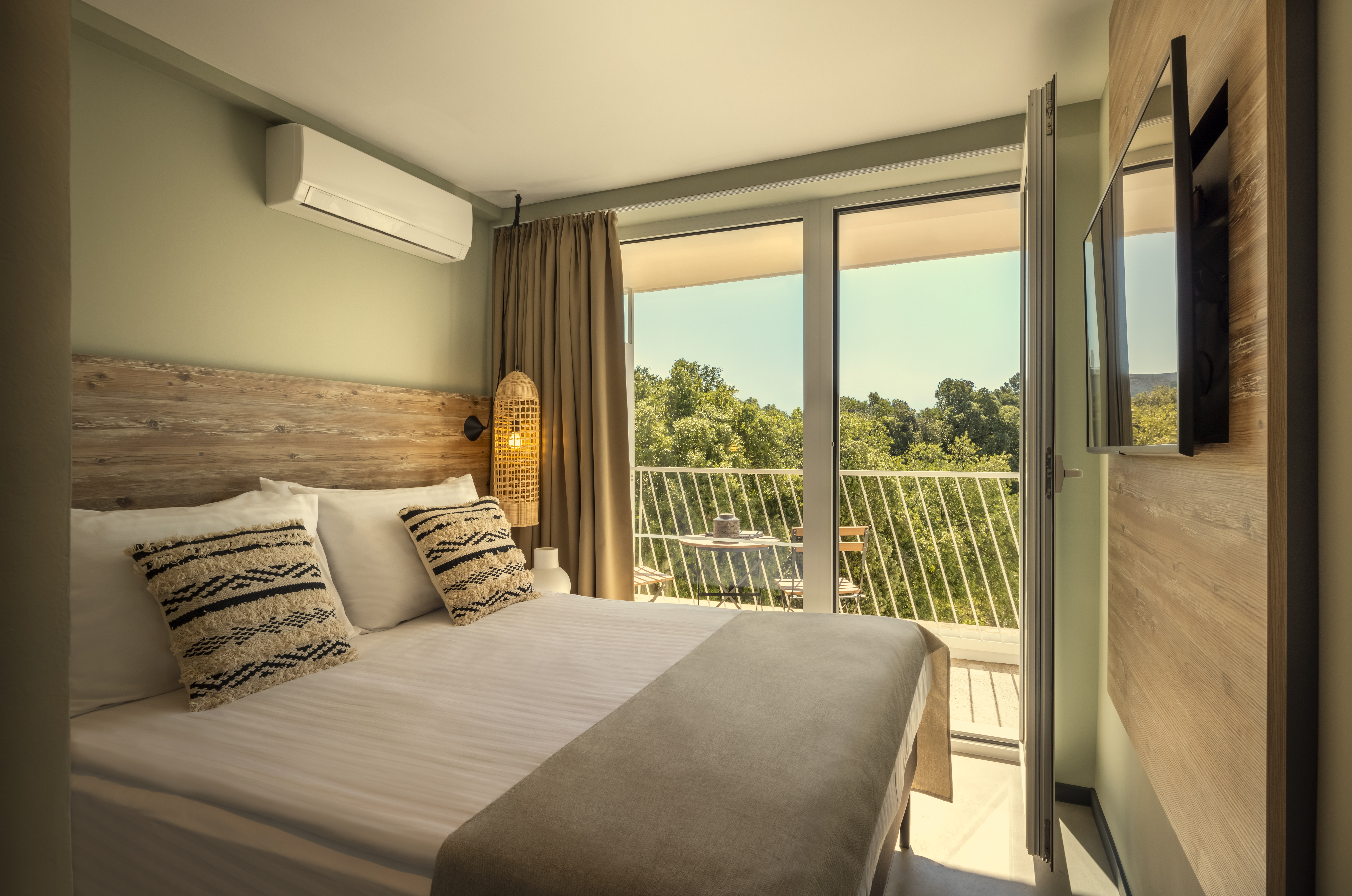 Double Classic with Balcony