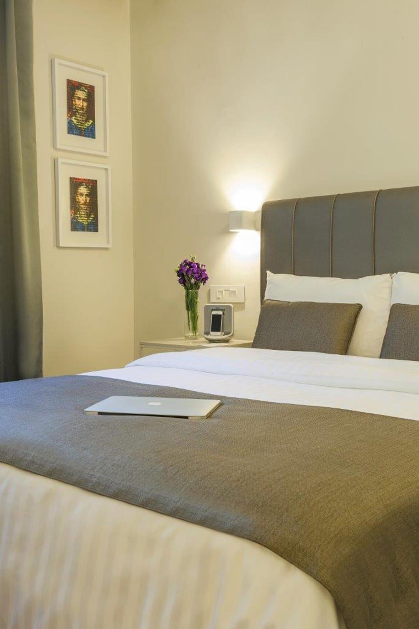 Double Executive King Bed