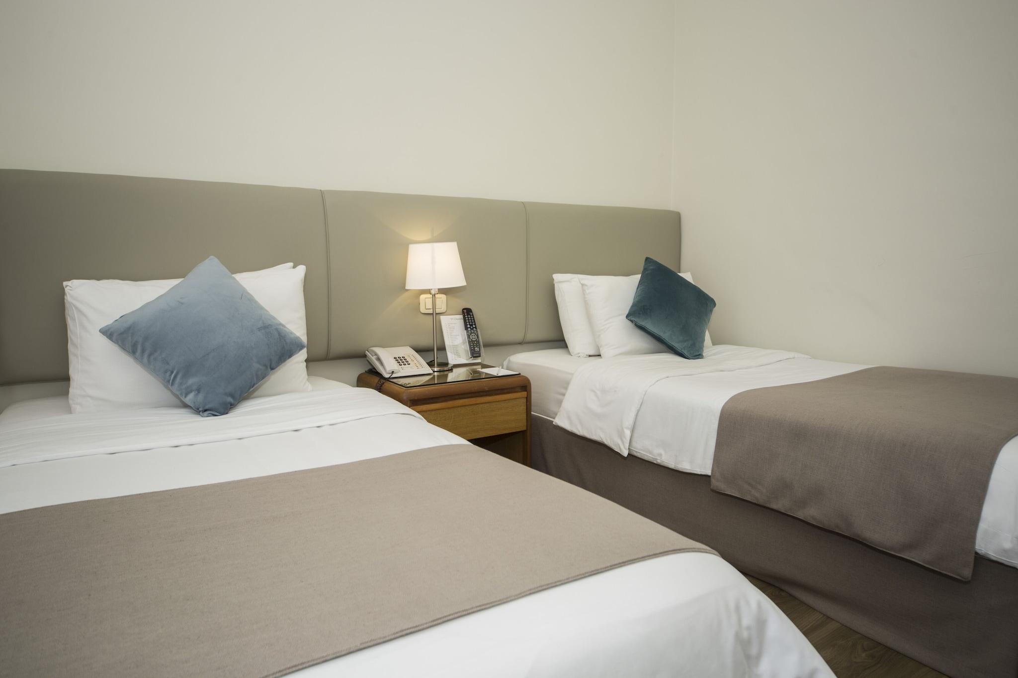 Double Superior King Bed