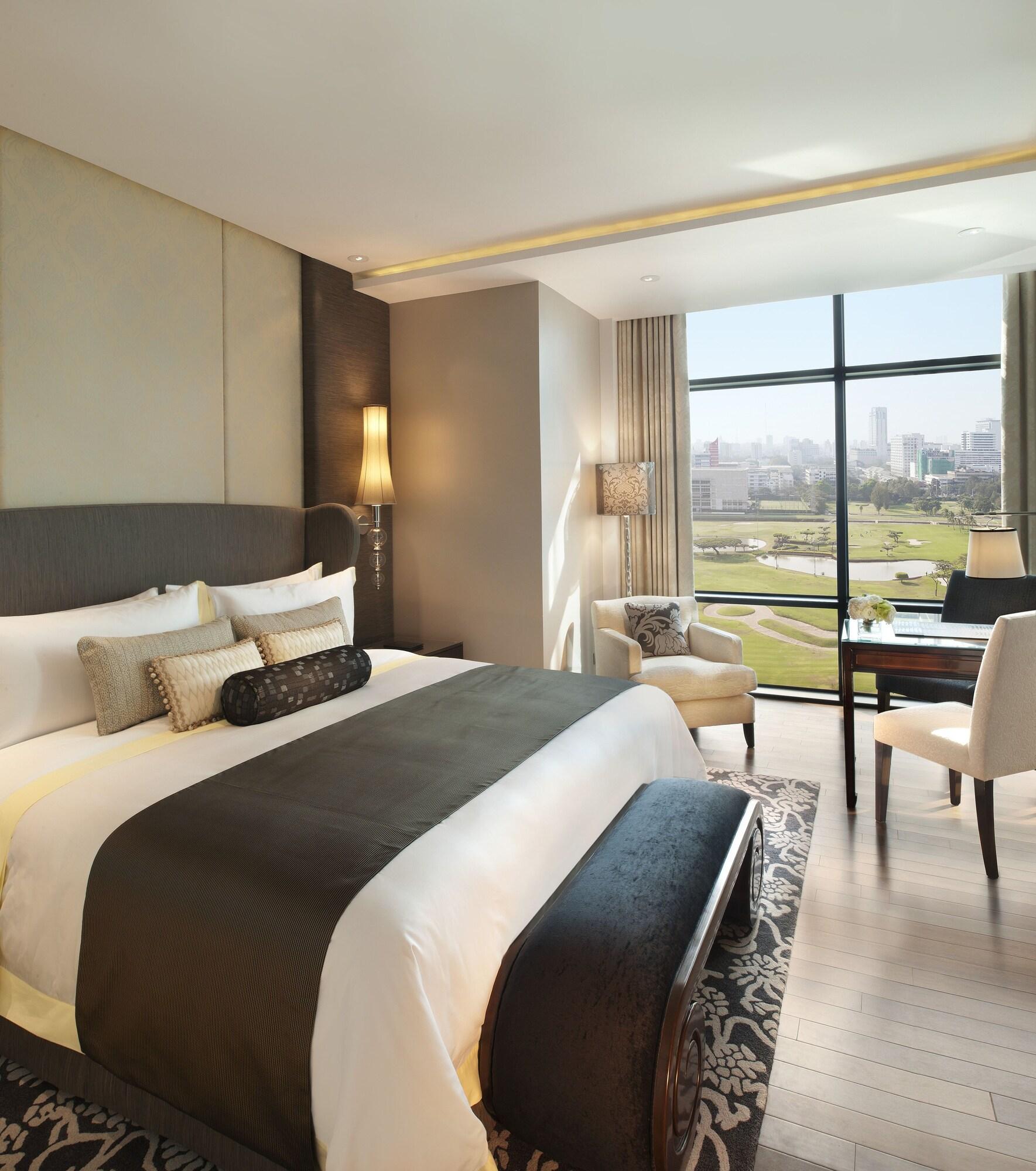 Double Deluxe King Bed