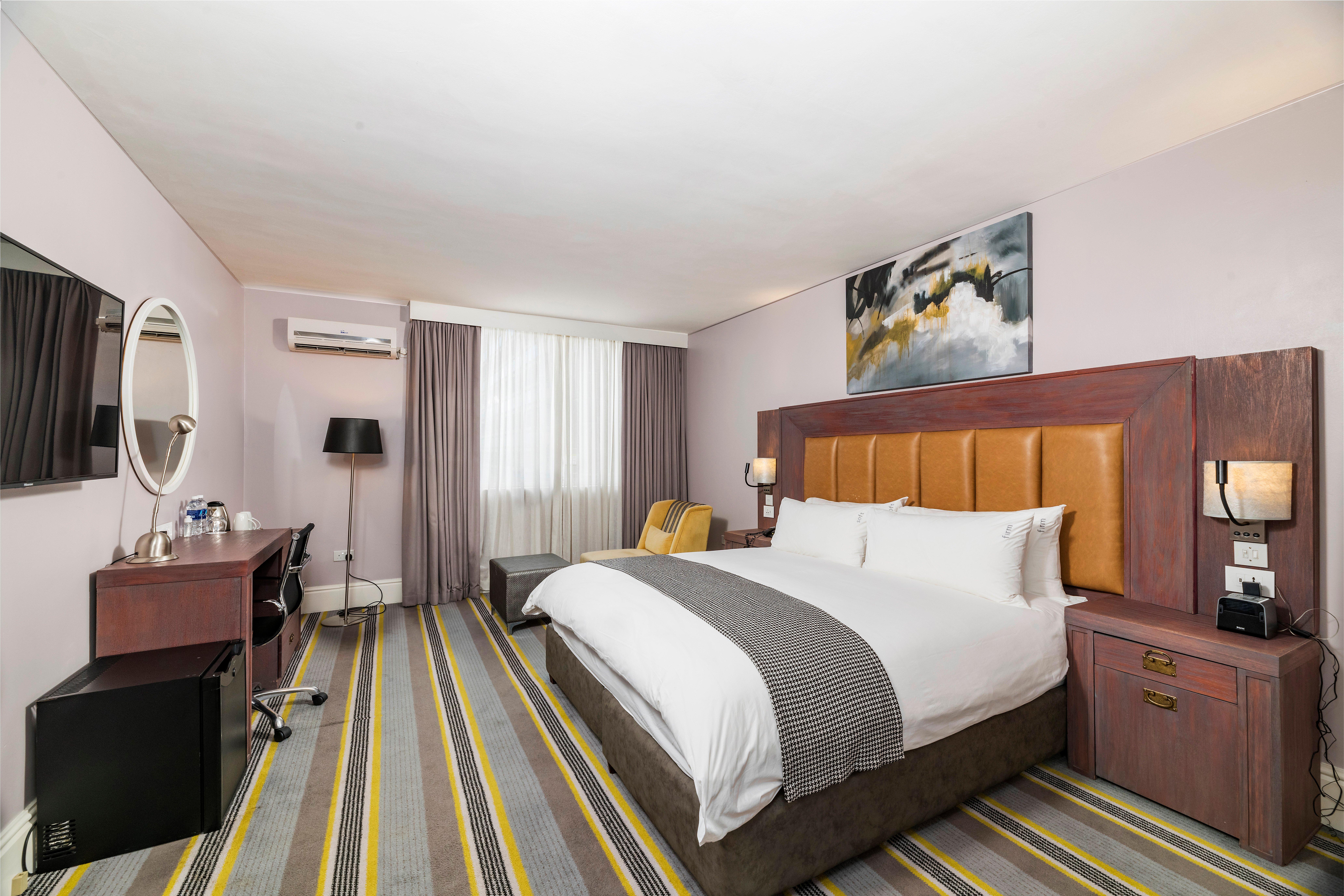 Double City View King Bed