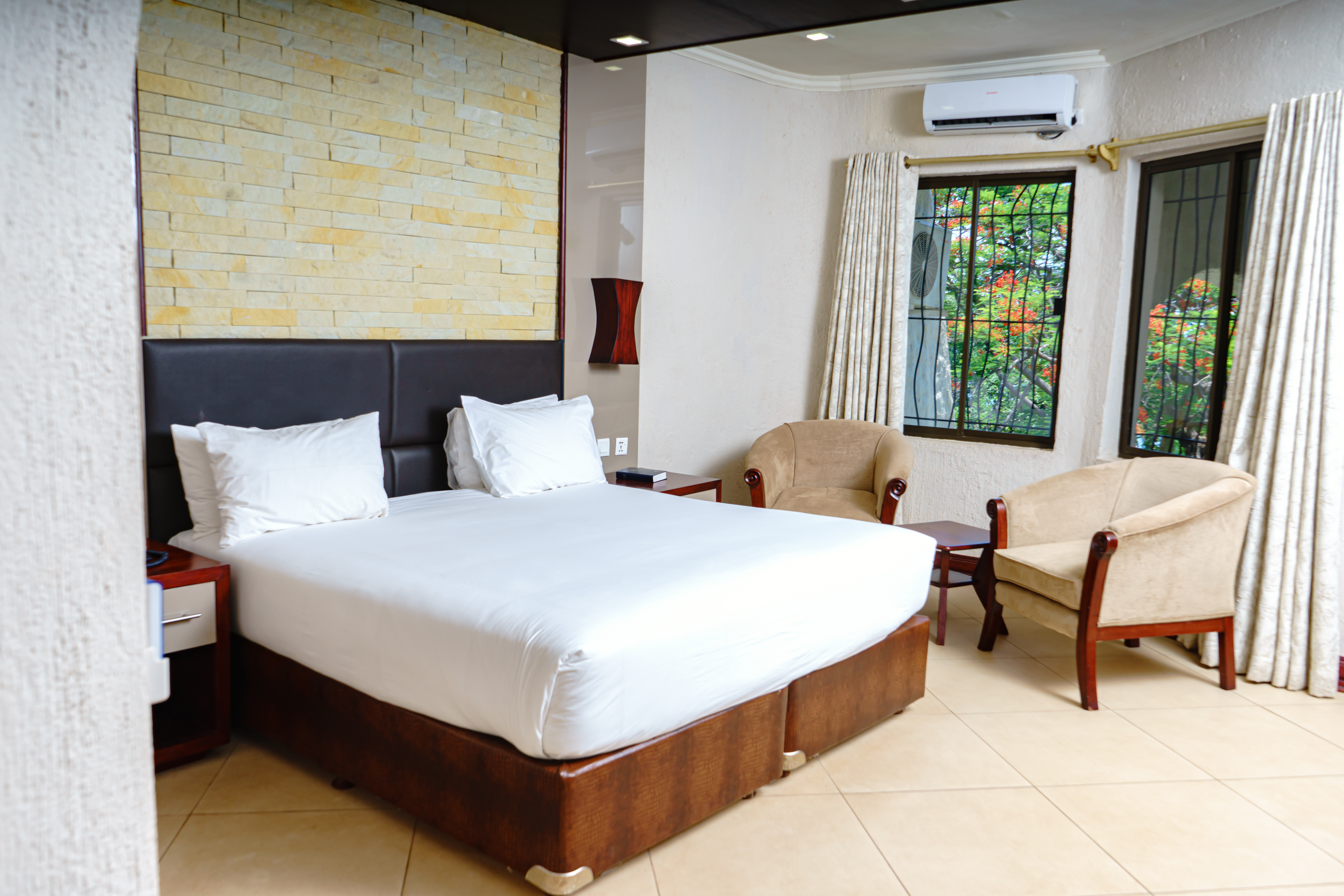 Double or Twin Deluxe