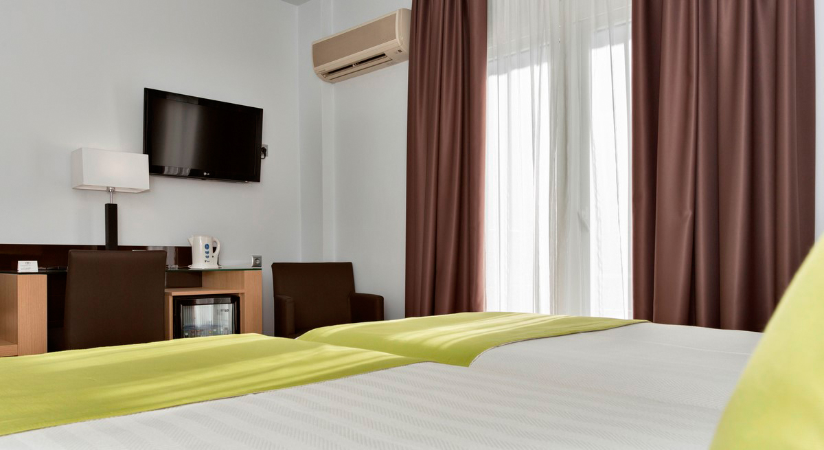 Double or Twin Superior