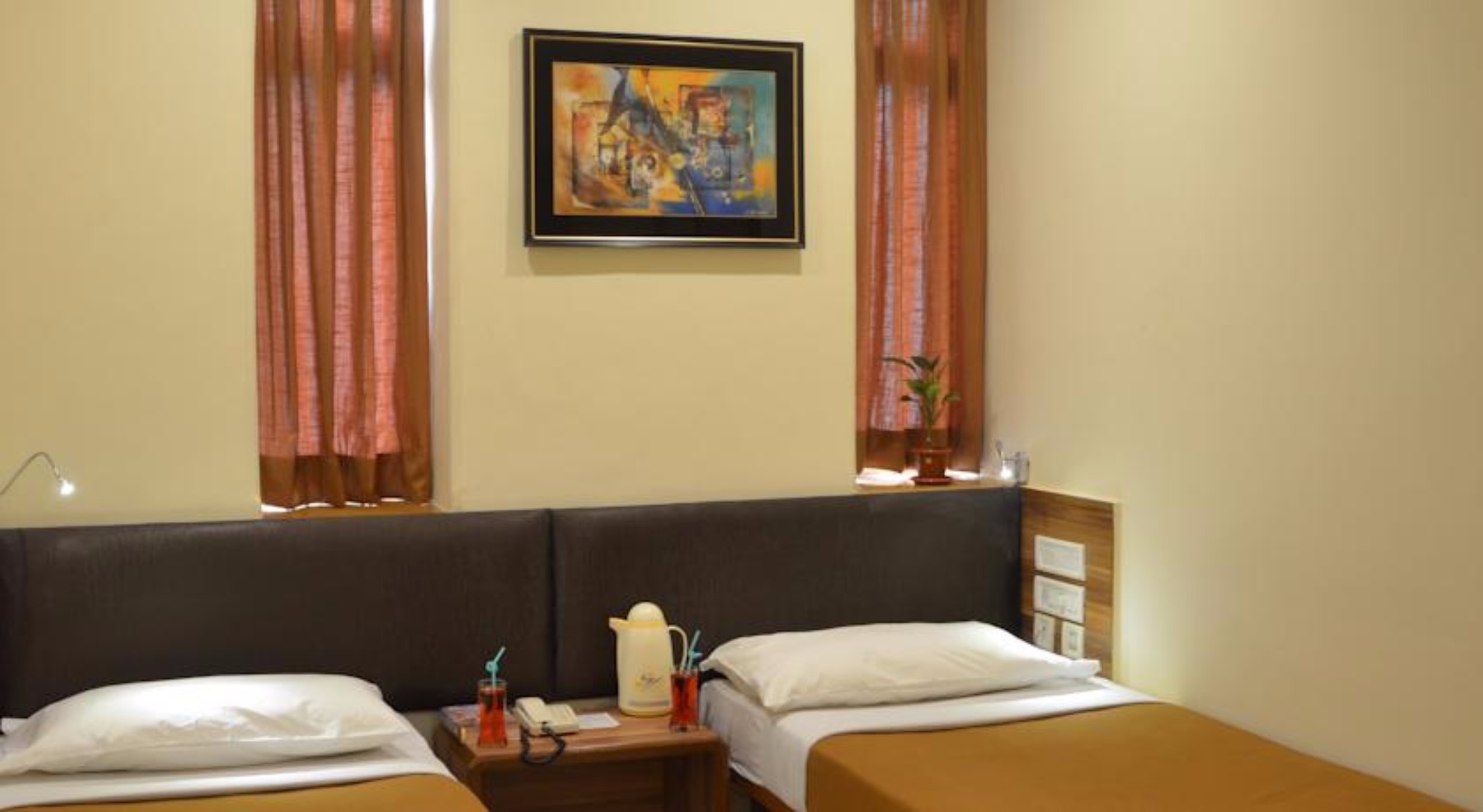 Double or Twin Standard