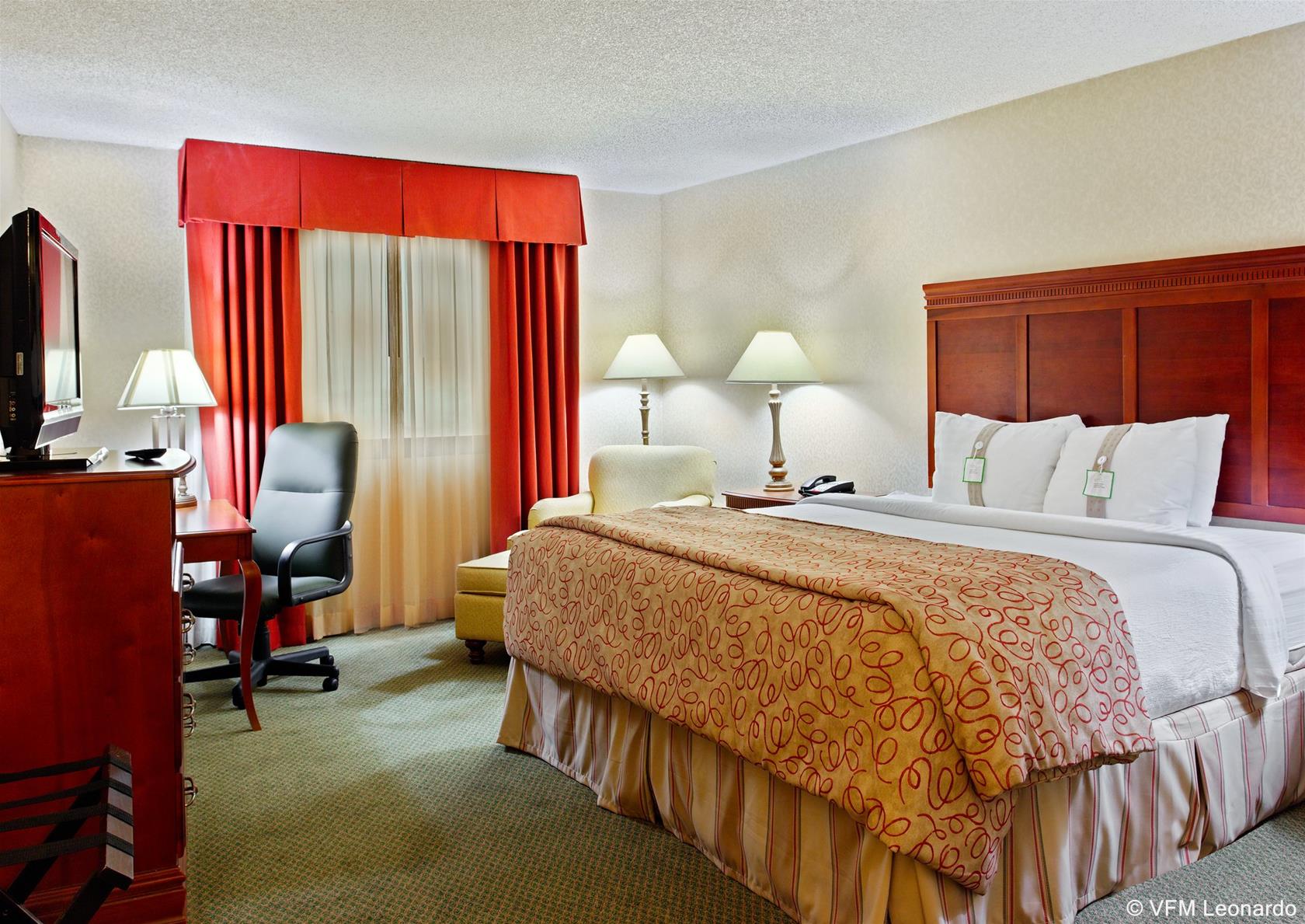 Double King Bed Non Smoking