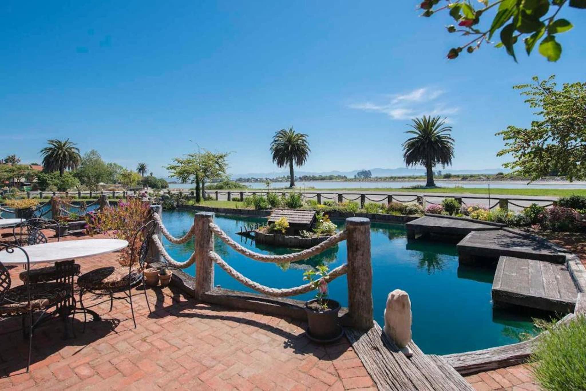 Apartment Sea View King Bed