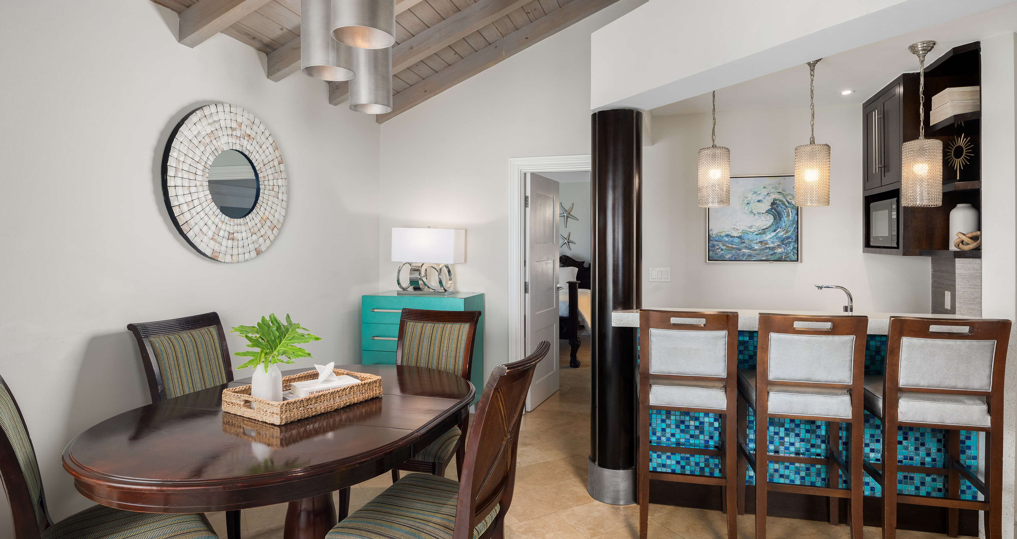 Suite Capacity 8 Two Bedrooms