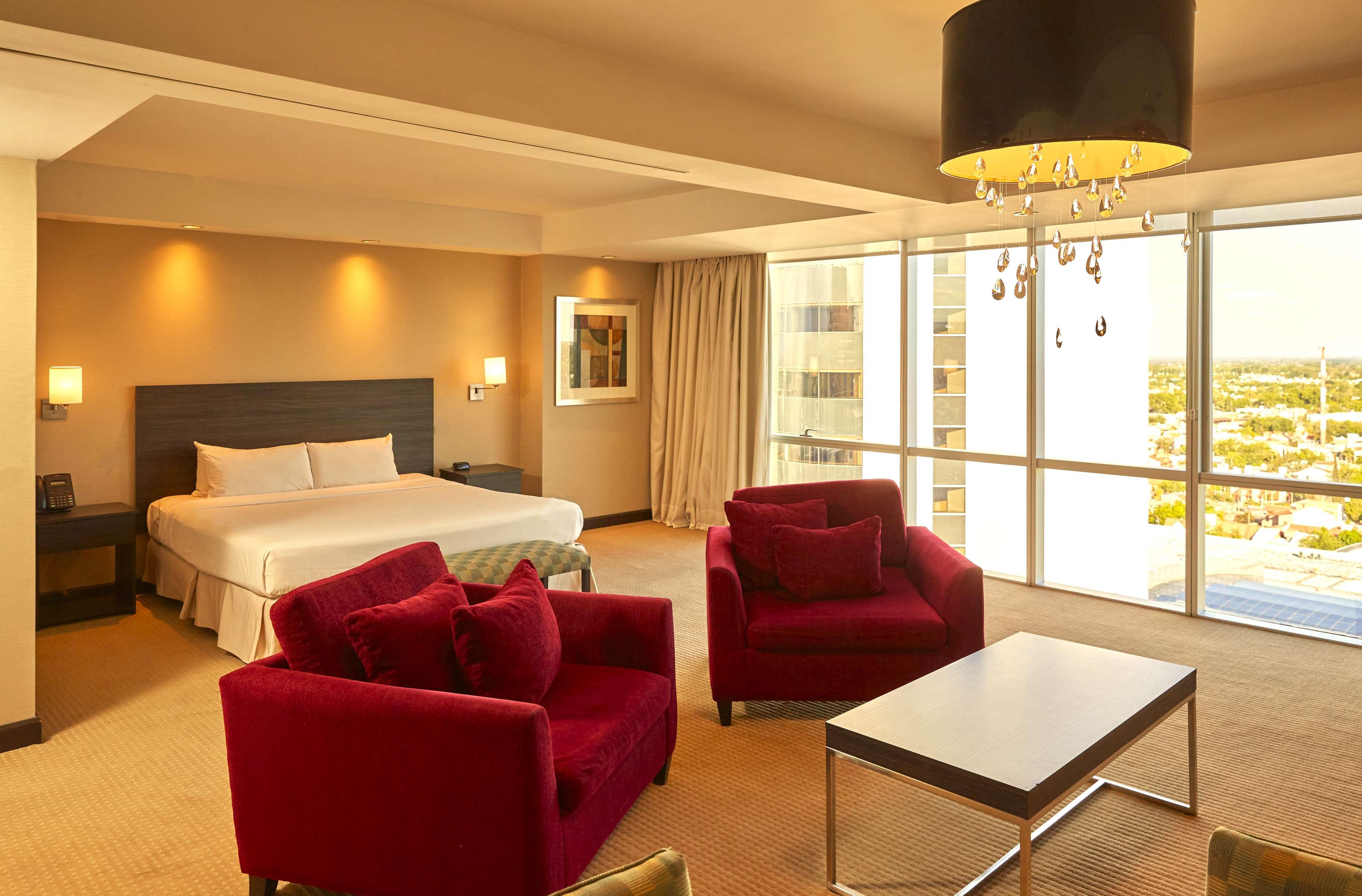 Junior Suite King Size Bed