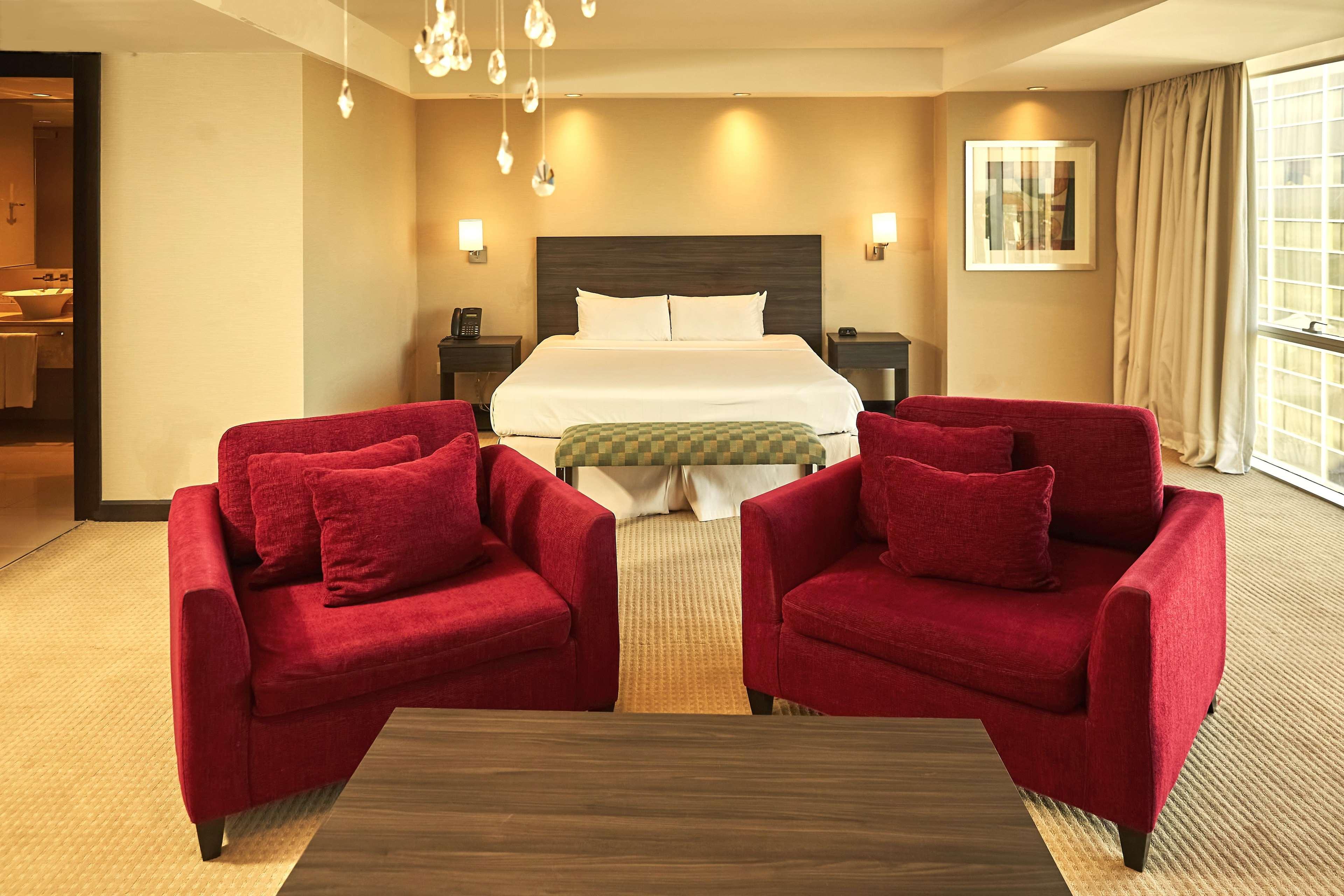 Junior Suite King Size Bed