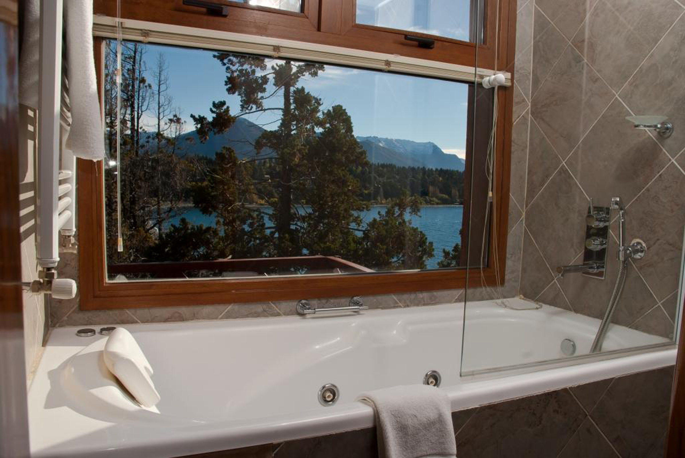 Apartment Capacity 4