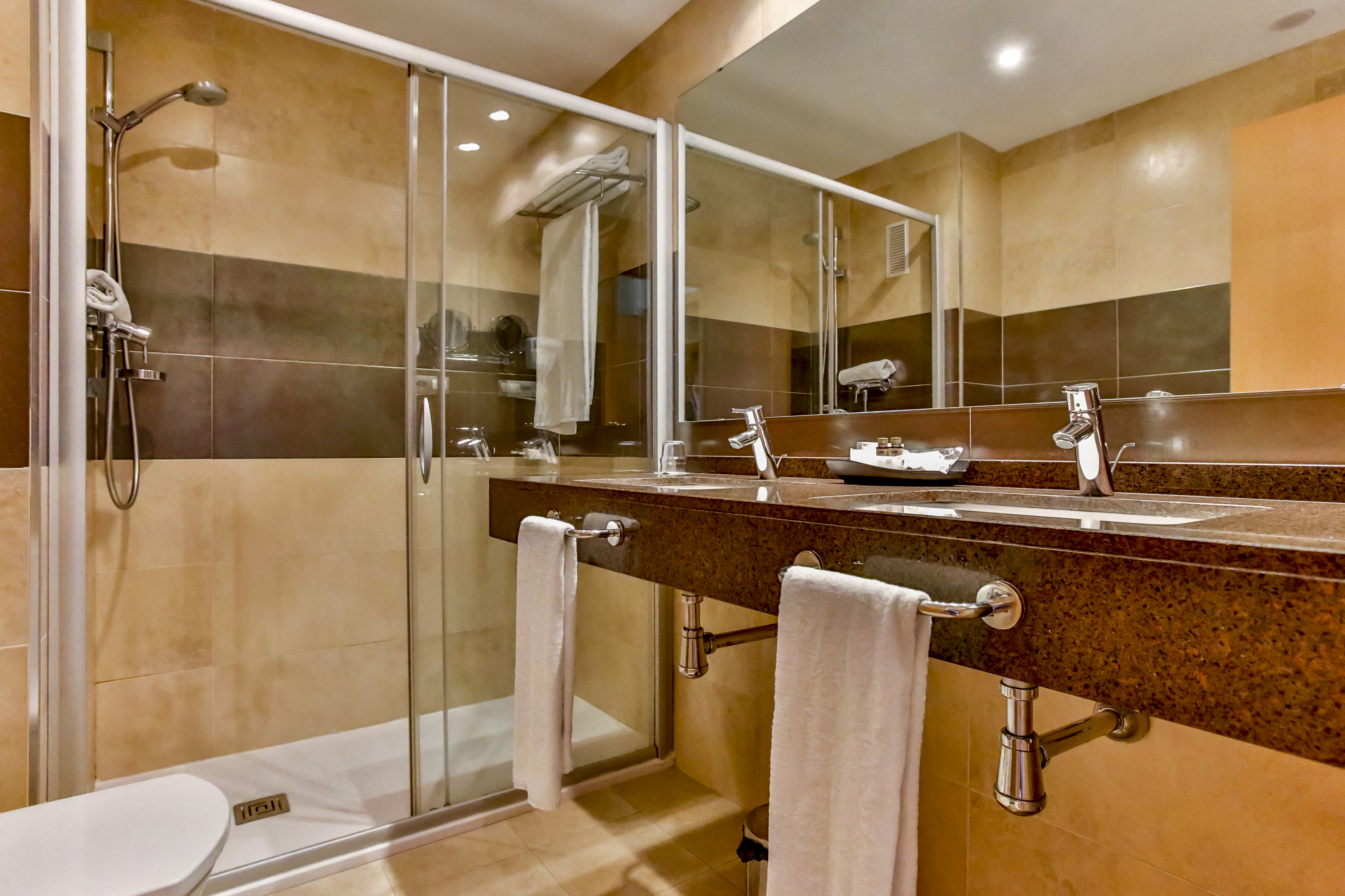 Double or Twin Capacity 3