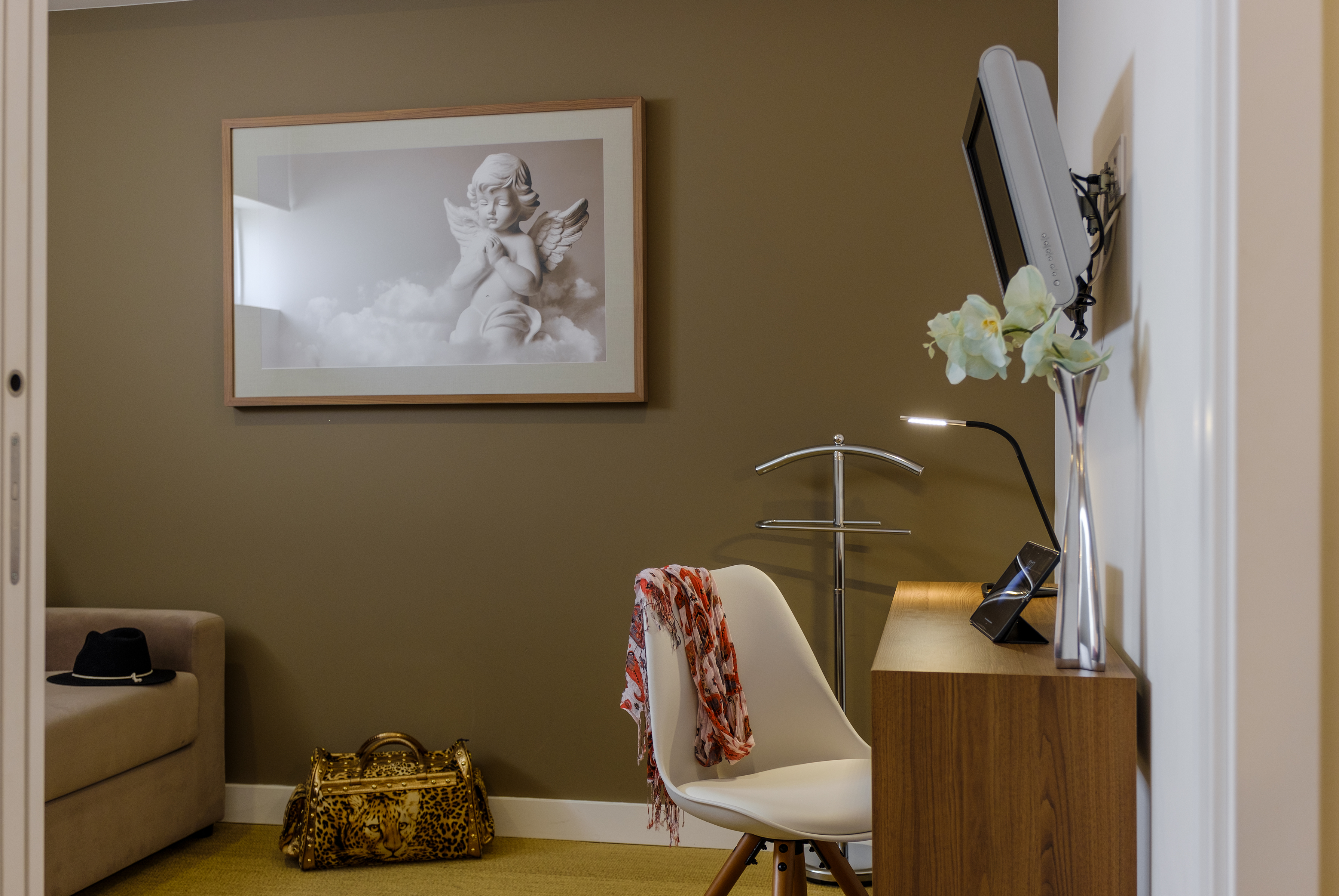 Suite One Bedroom One Bathroom