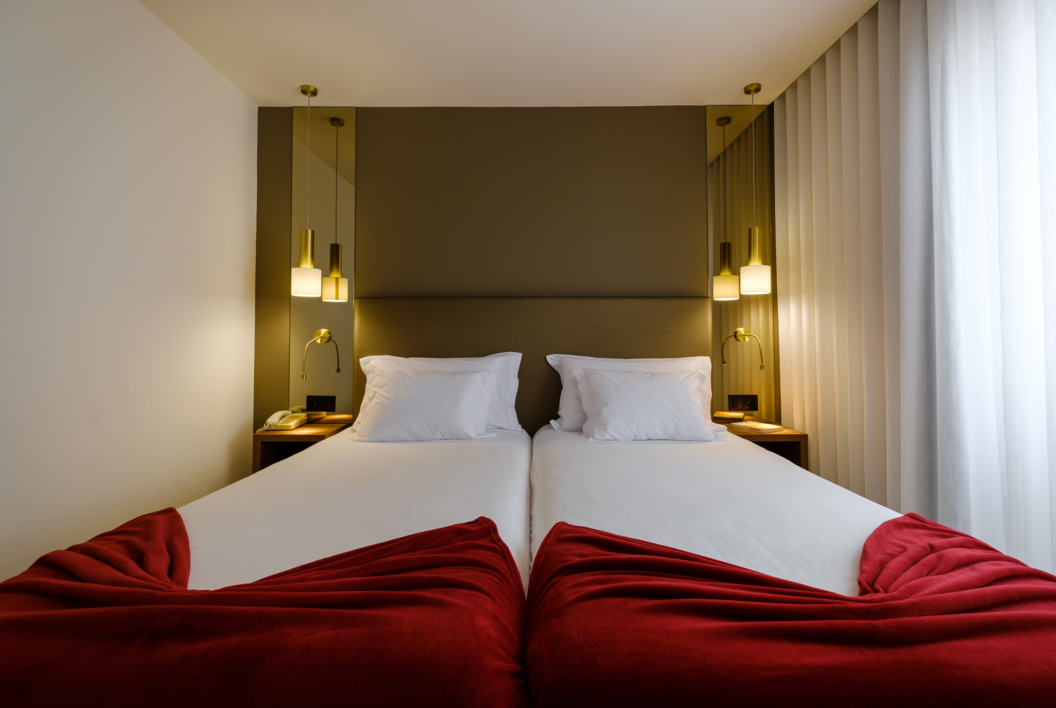 Double or Twin Standard