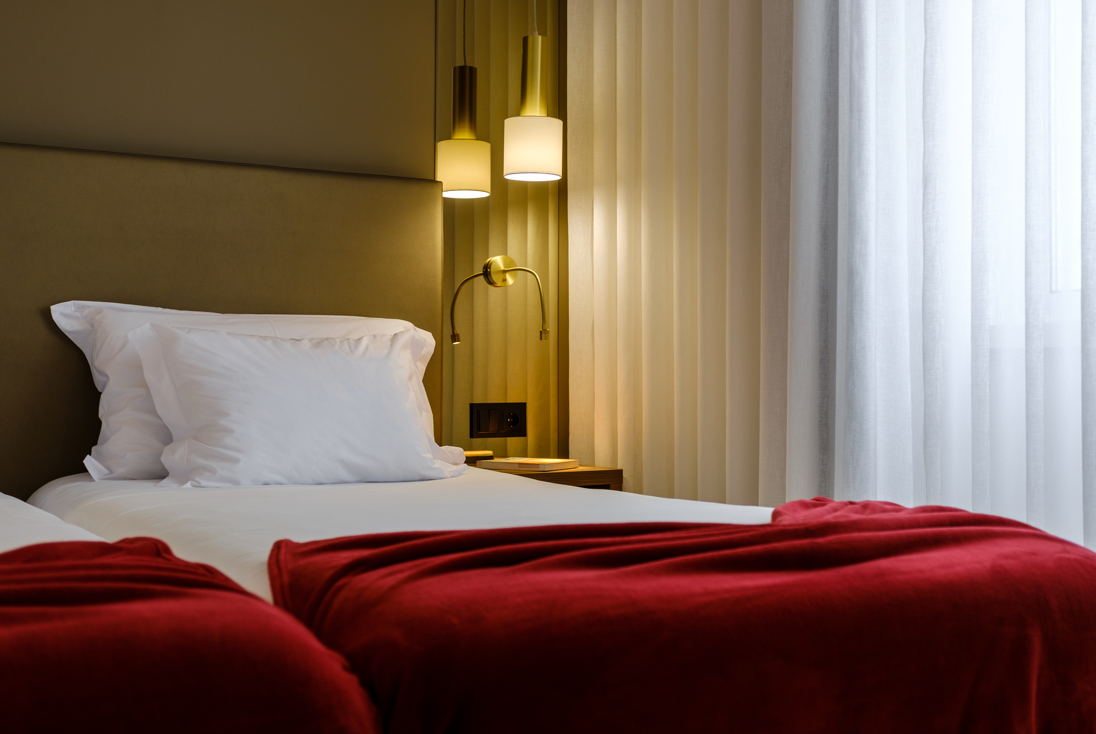 Double or Twin Standard