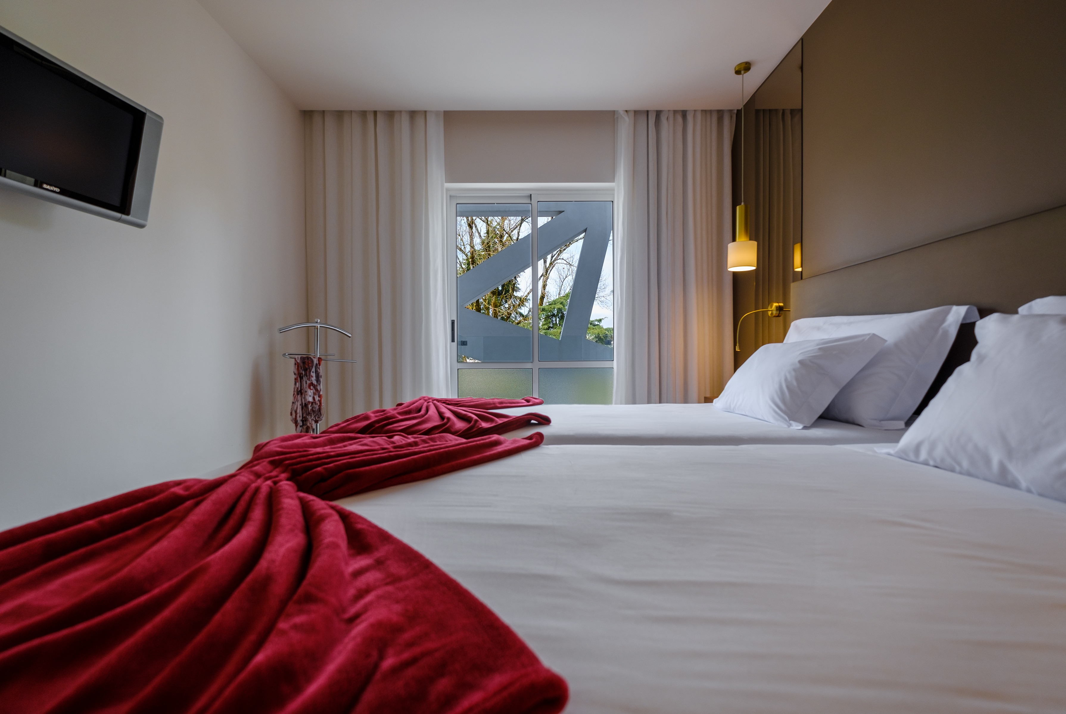 Quadruple Two Bedrooms Two Bathrooms