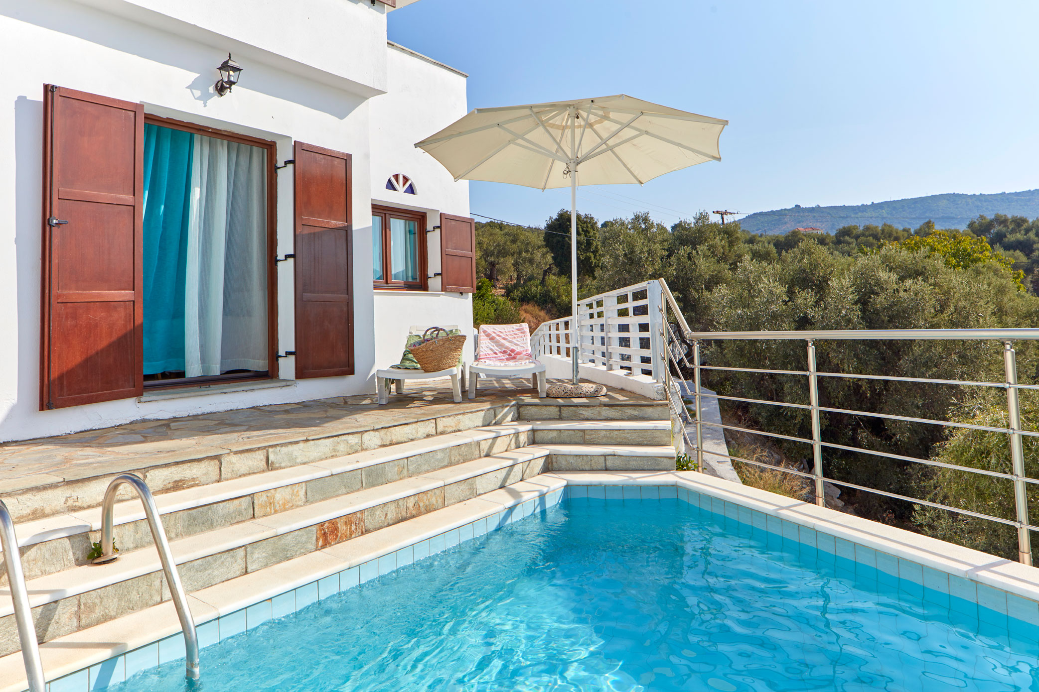 Villa Two Bedrooms Two Bathrooms