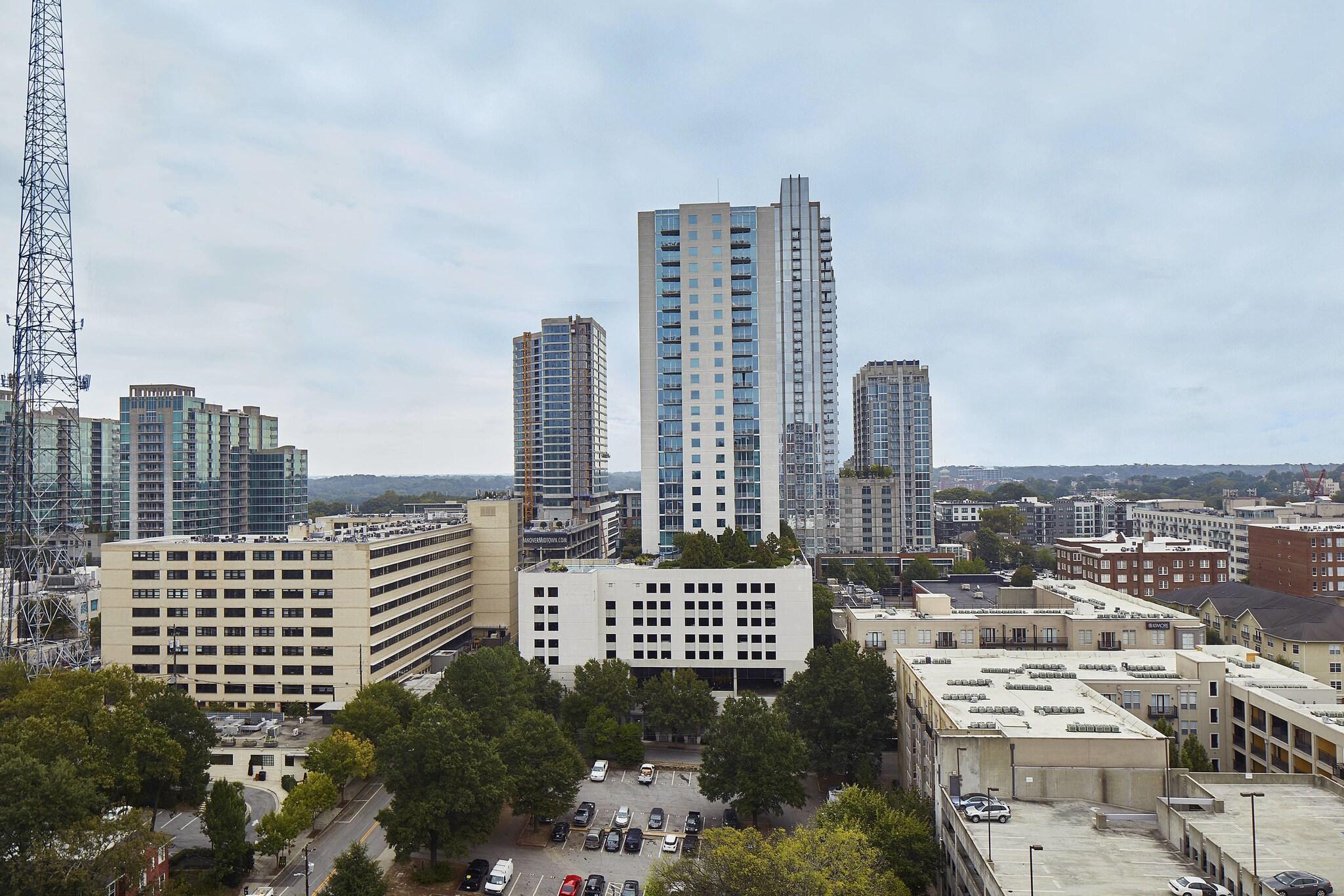 Quadruple City View Two Queen Beds
