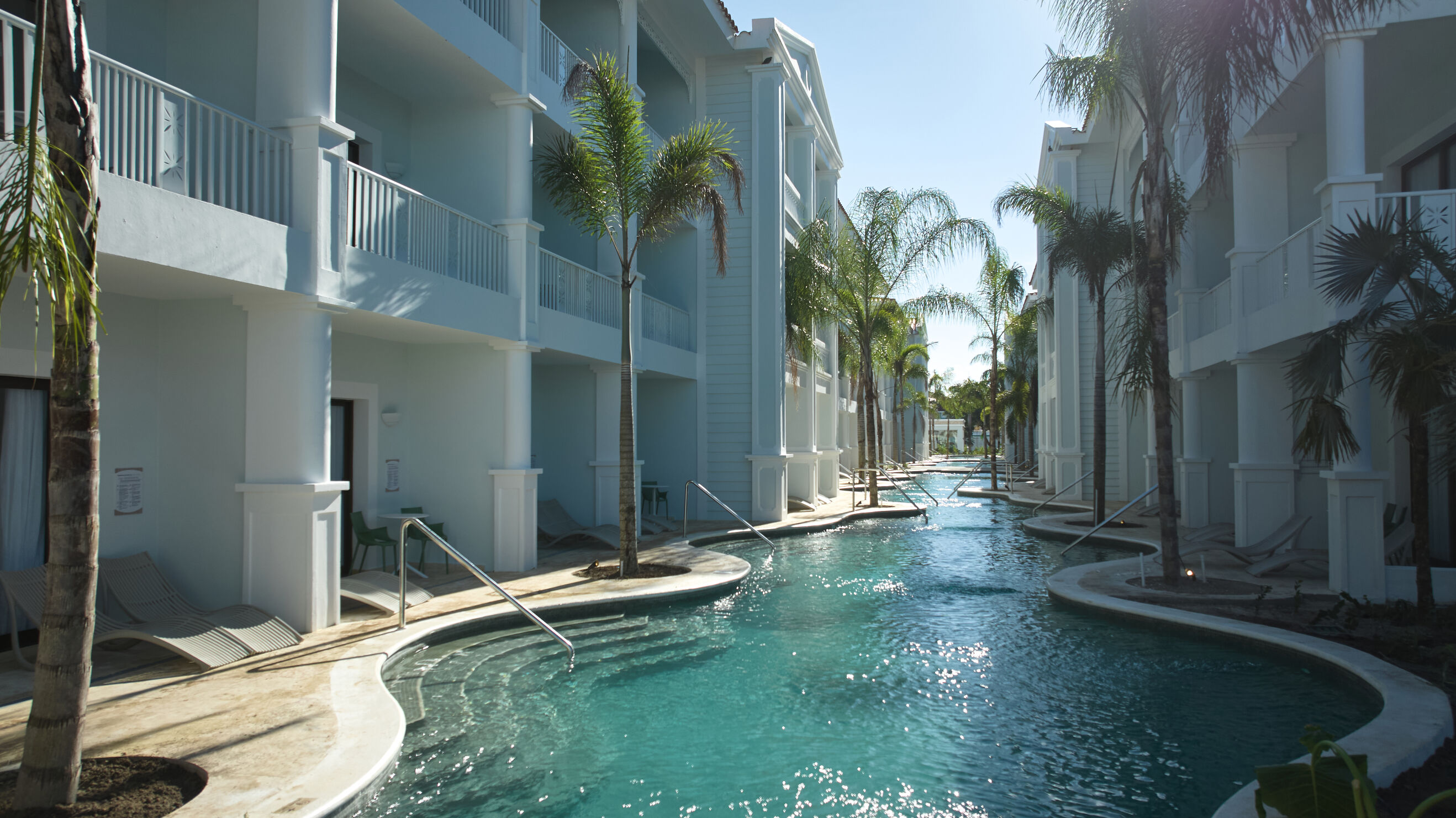 Junior Suite Pool View