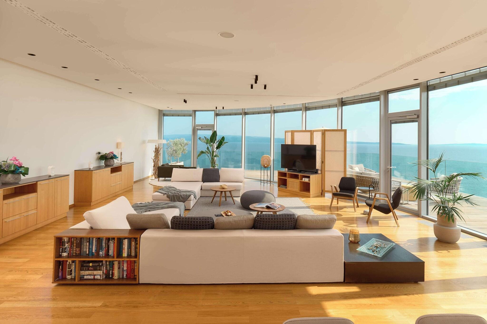 Room Penthouse with Views