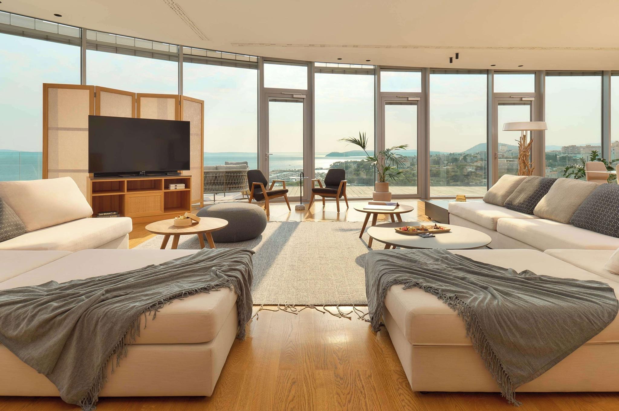 Room Penthouse with Views