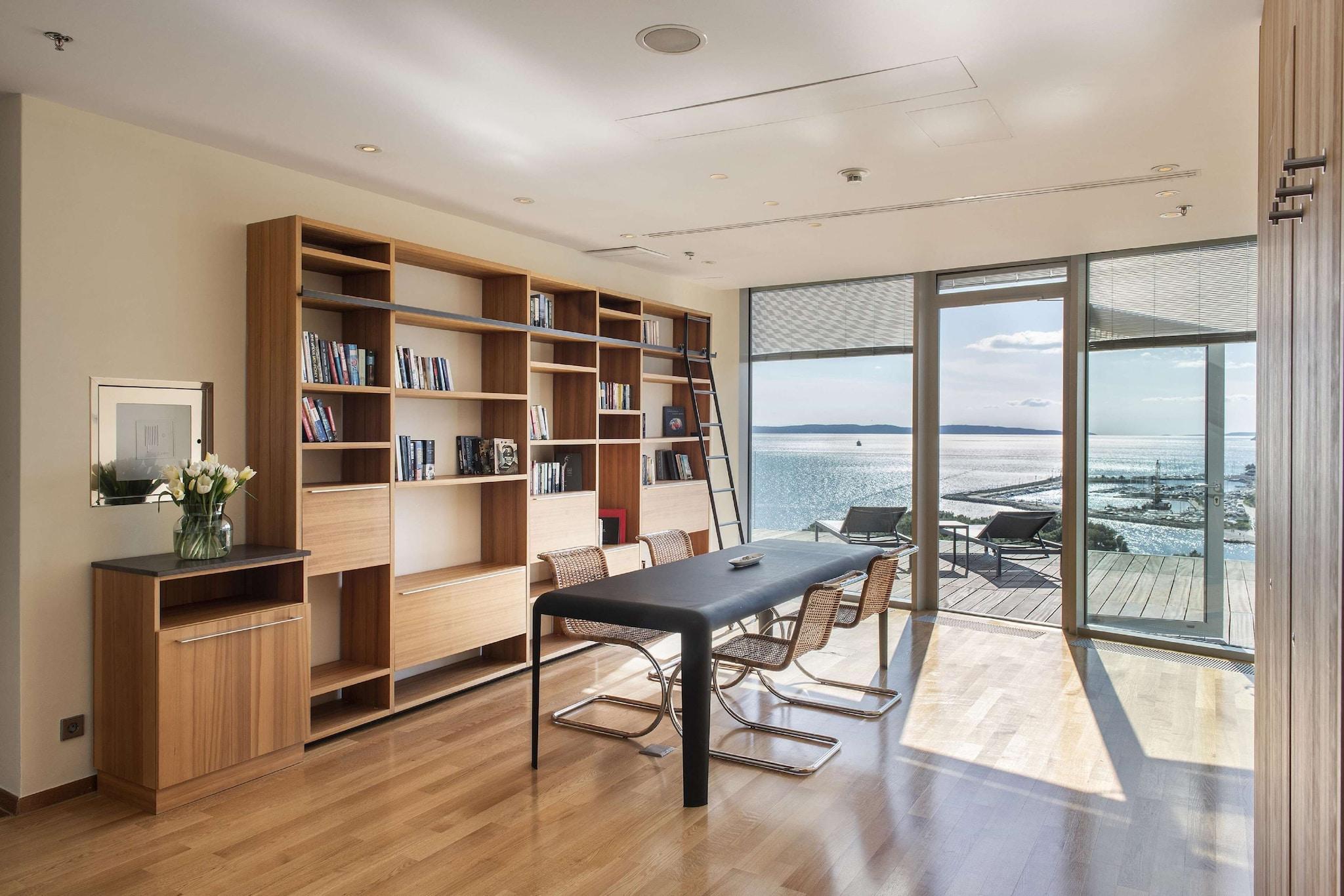 Room Penthouse with Views