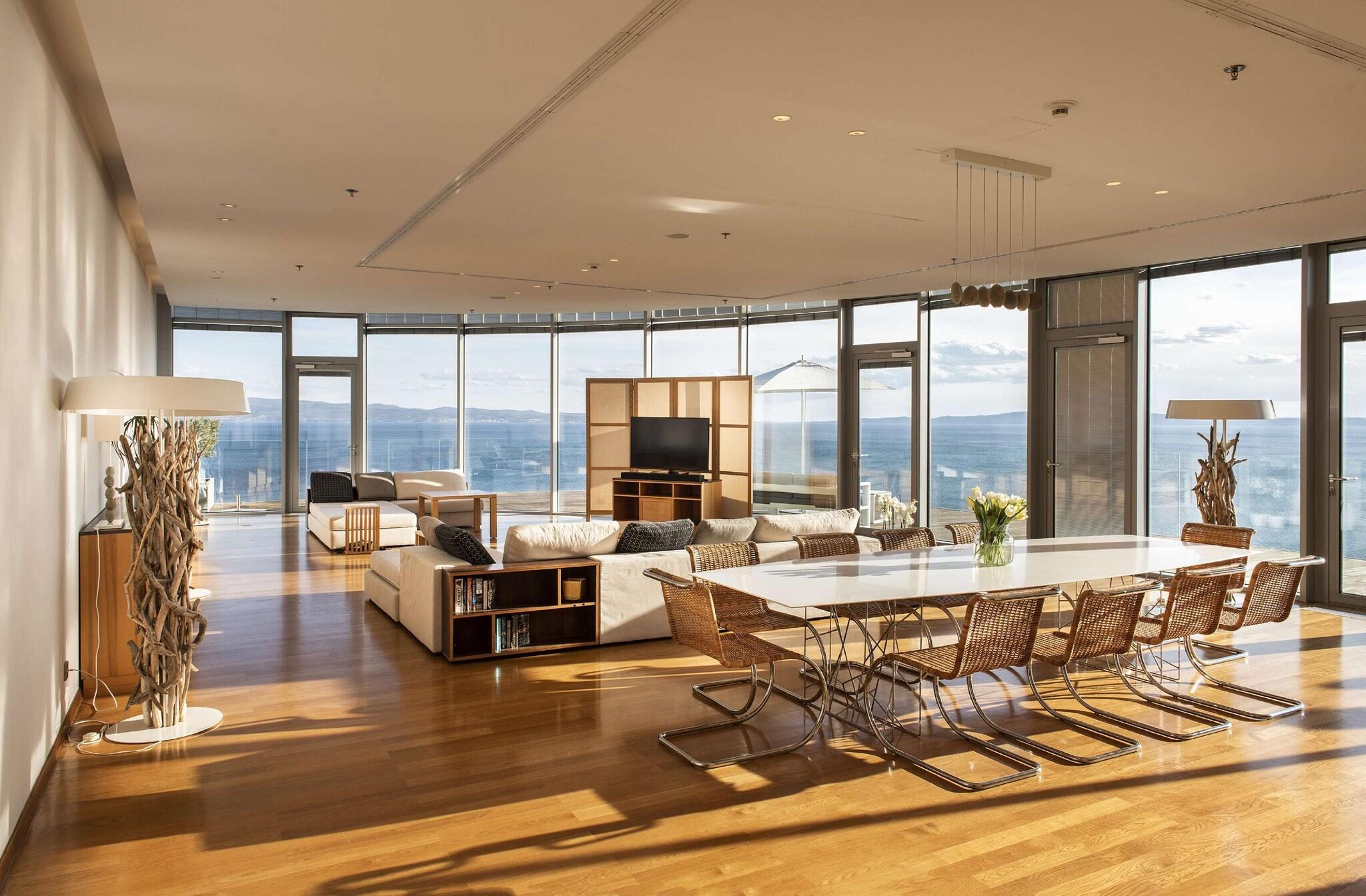 Room Penthouse with Views