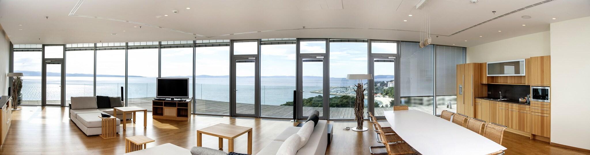 Room Penthouse with Views