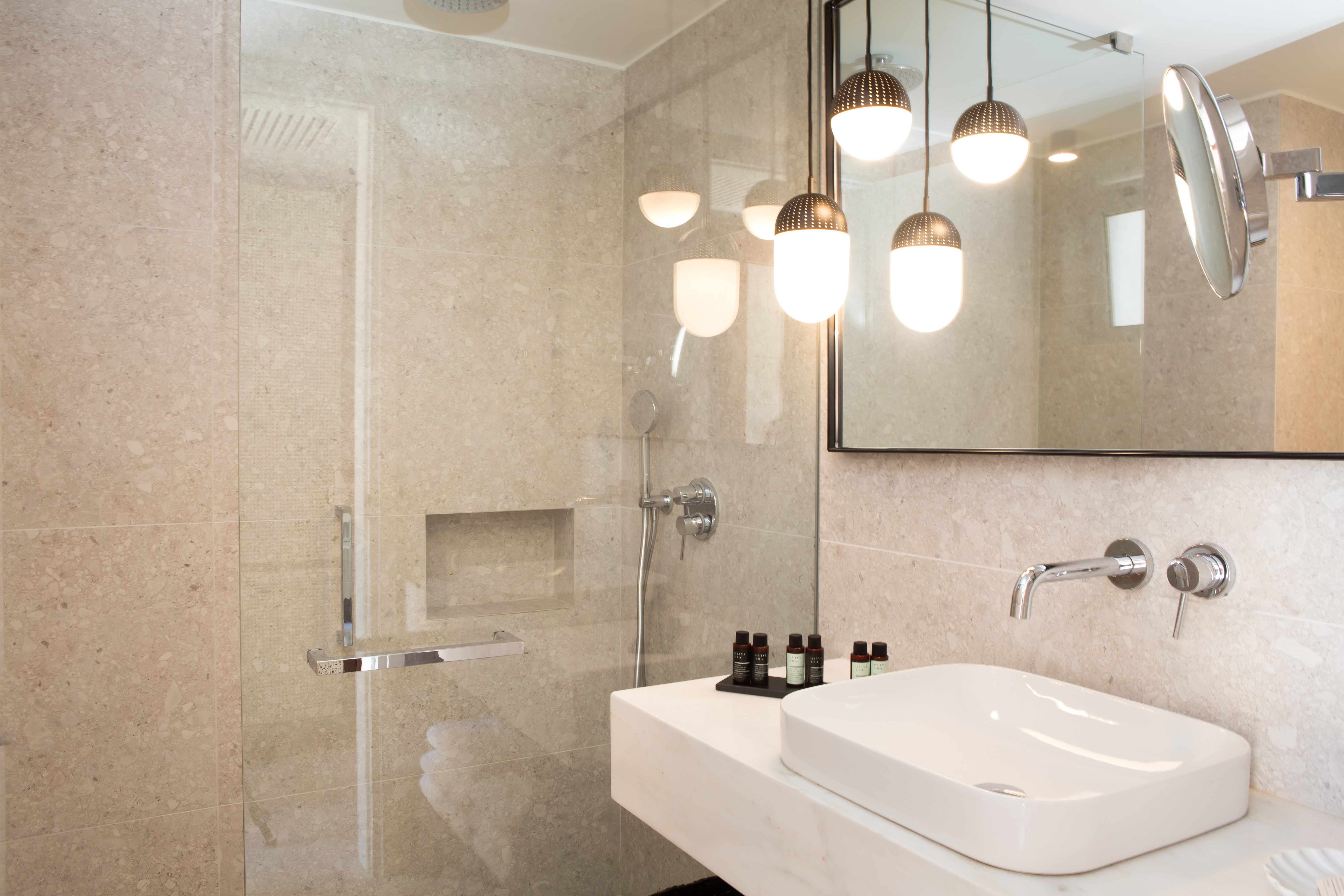 Bungalow Garden View