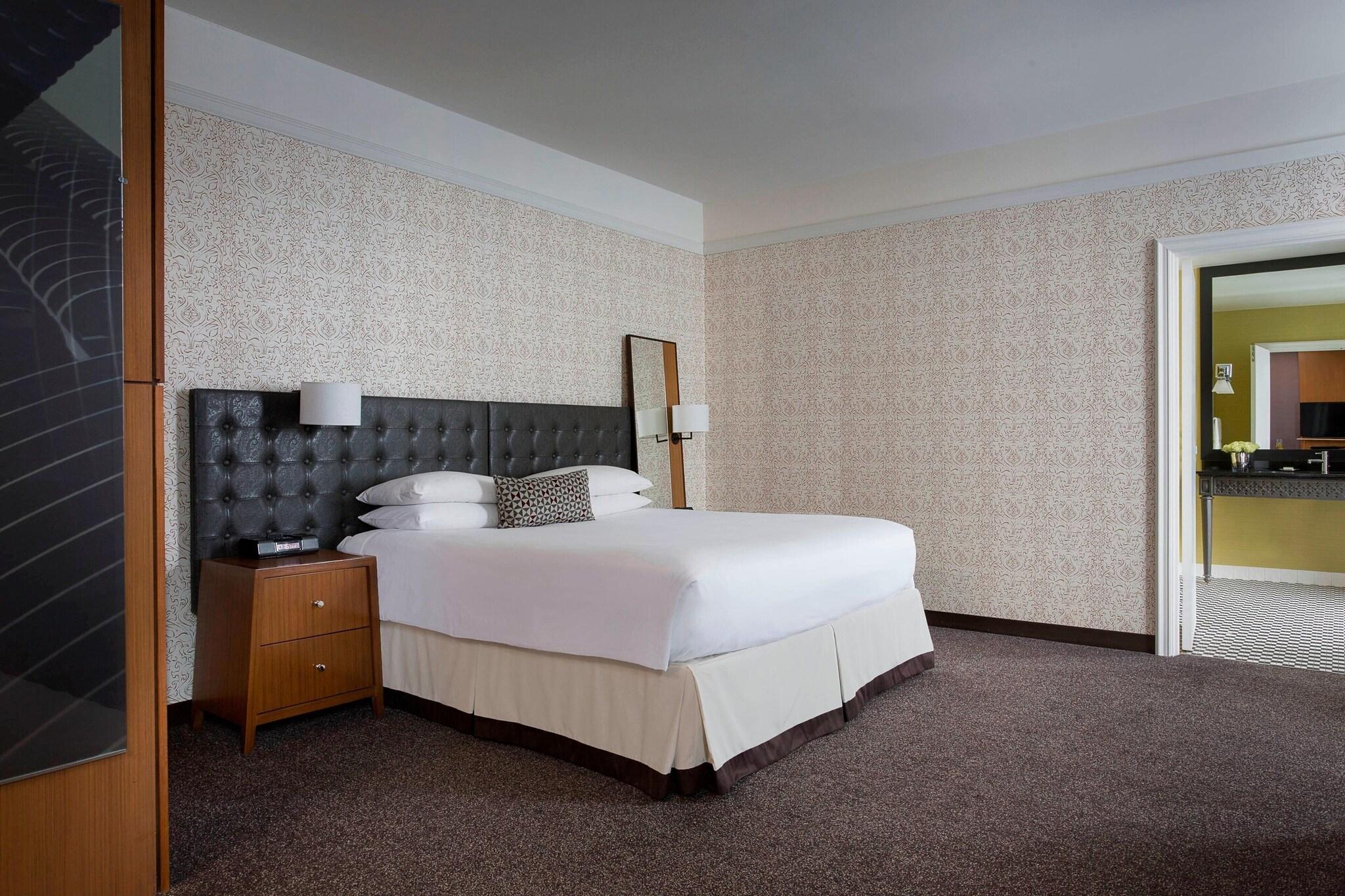 Double City View King Bed