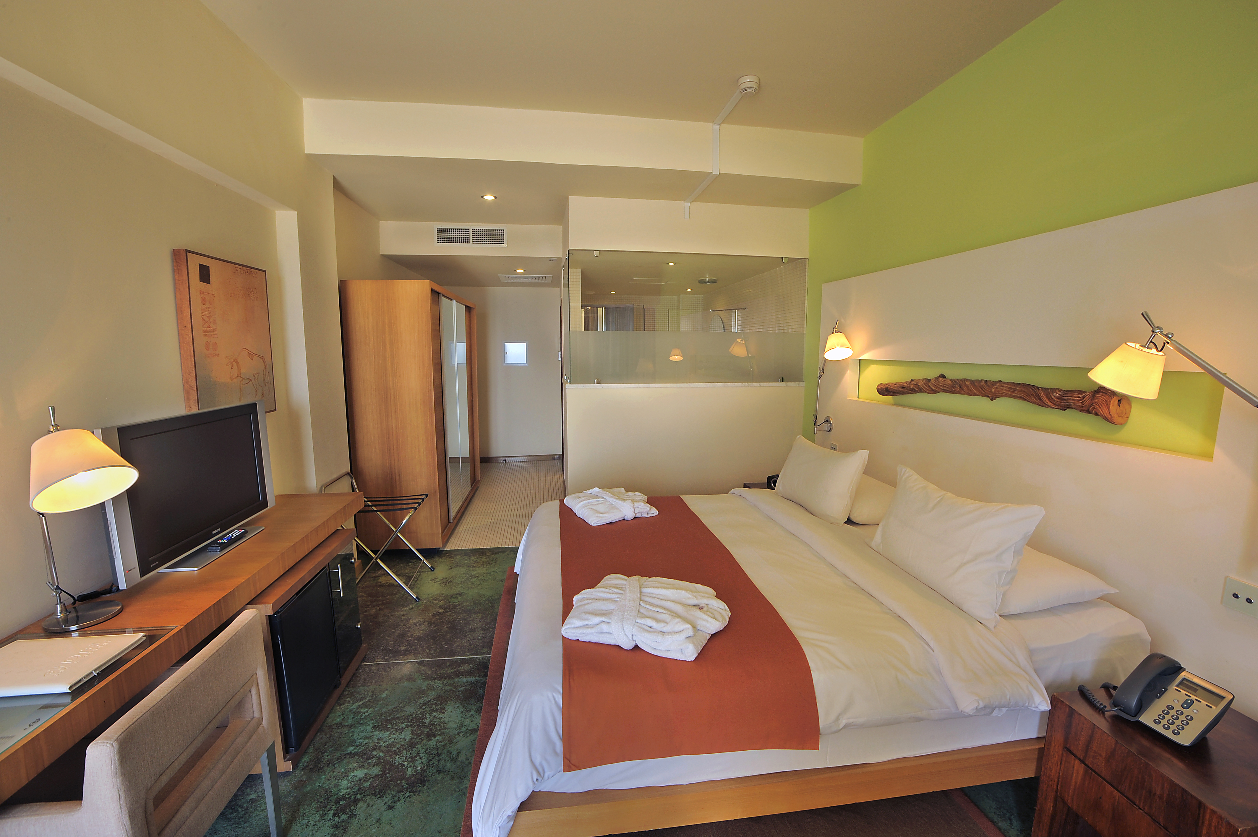 Double or Twin Deluxe Sea View