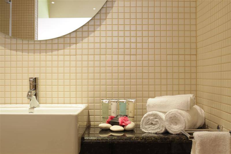 Double or Twin Deluxe Sea View