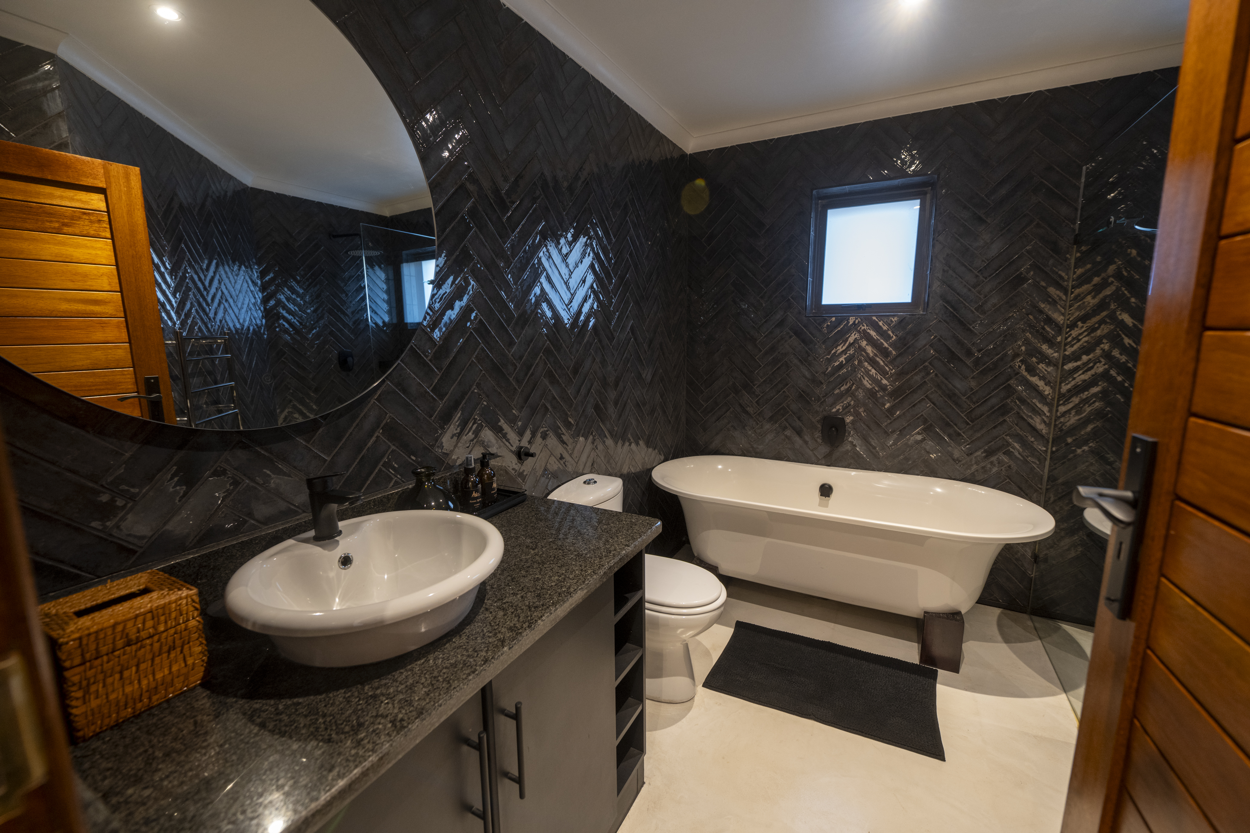 Villa Three Bedrooms Three Bathrooms