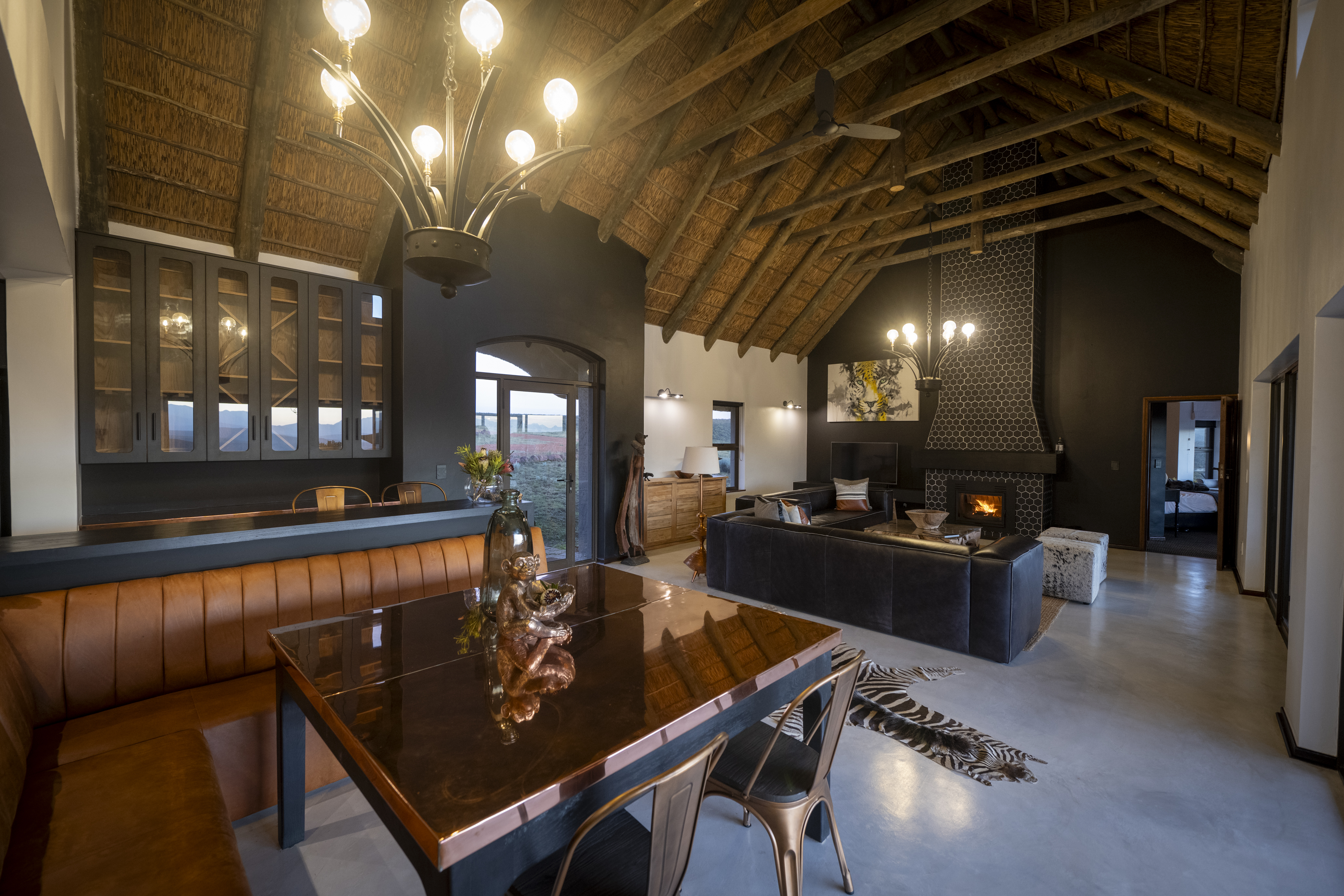 Villa Three Bedrooms Three Bathrooms