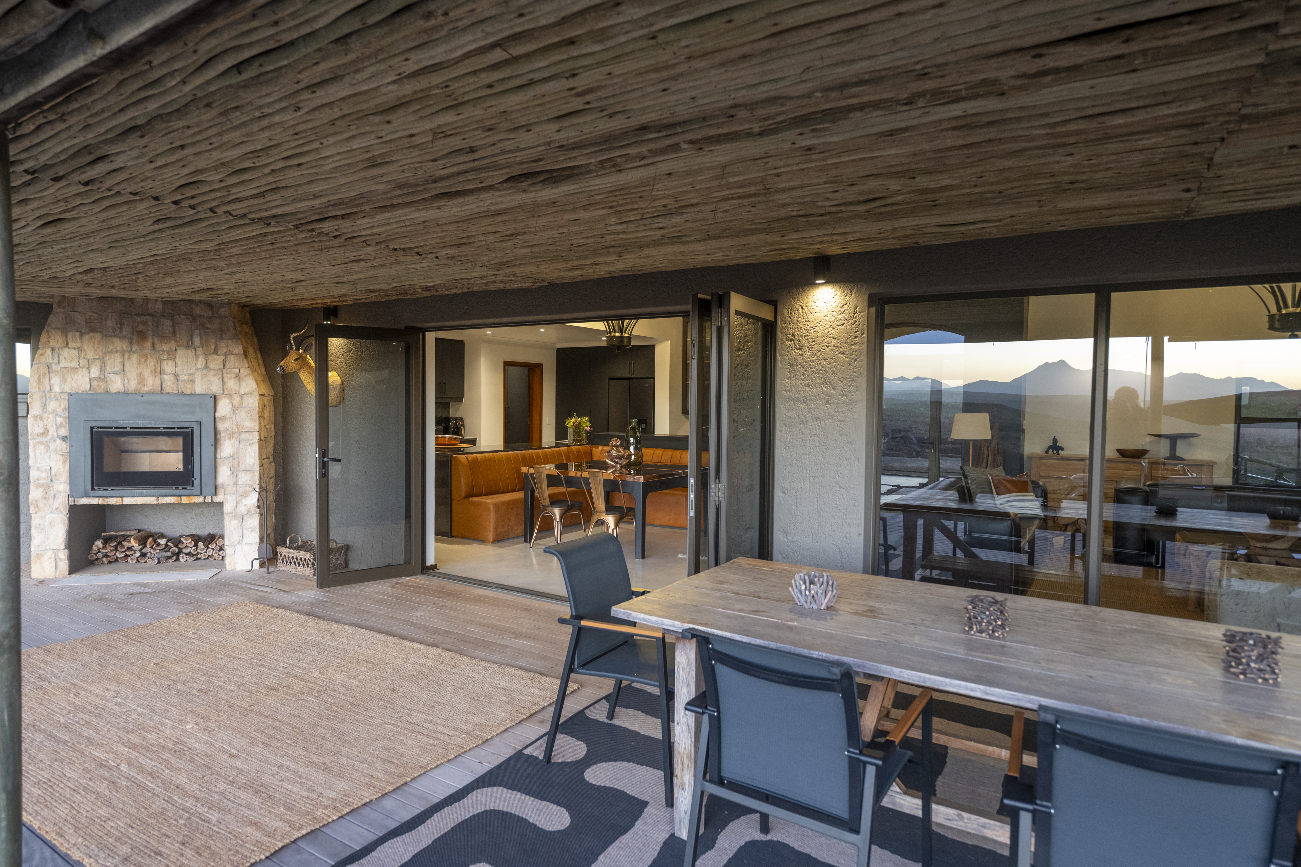 Villa Three Bedrooms Three Bathrooms