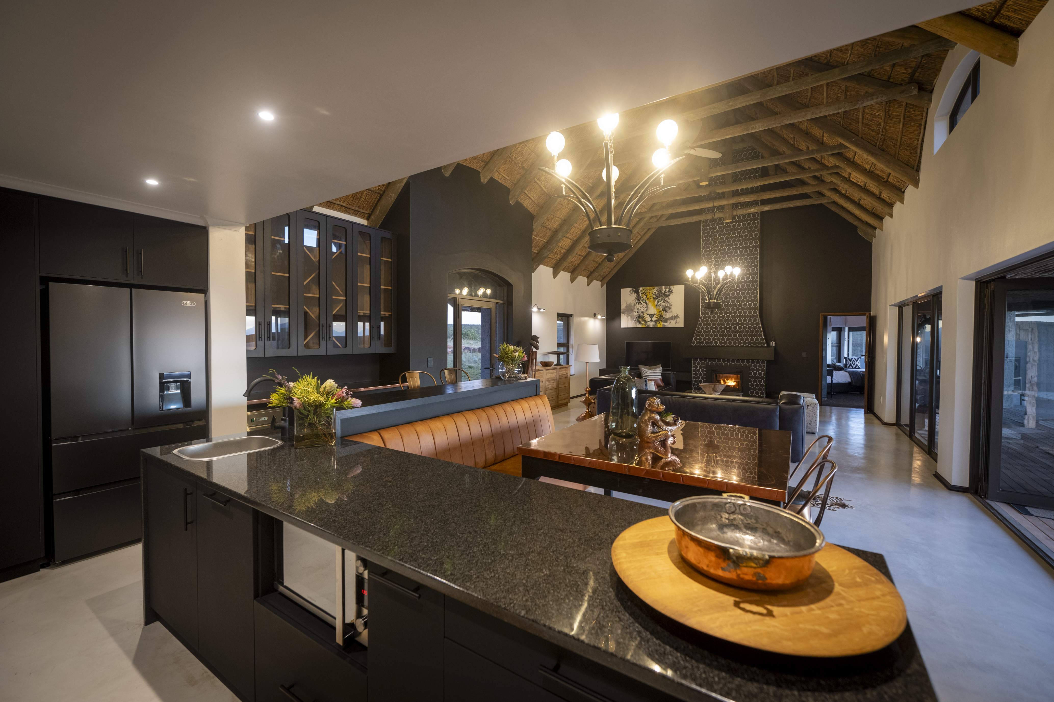 Villa Three Bedrooms Three Bathrooms