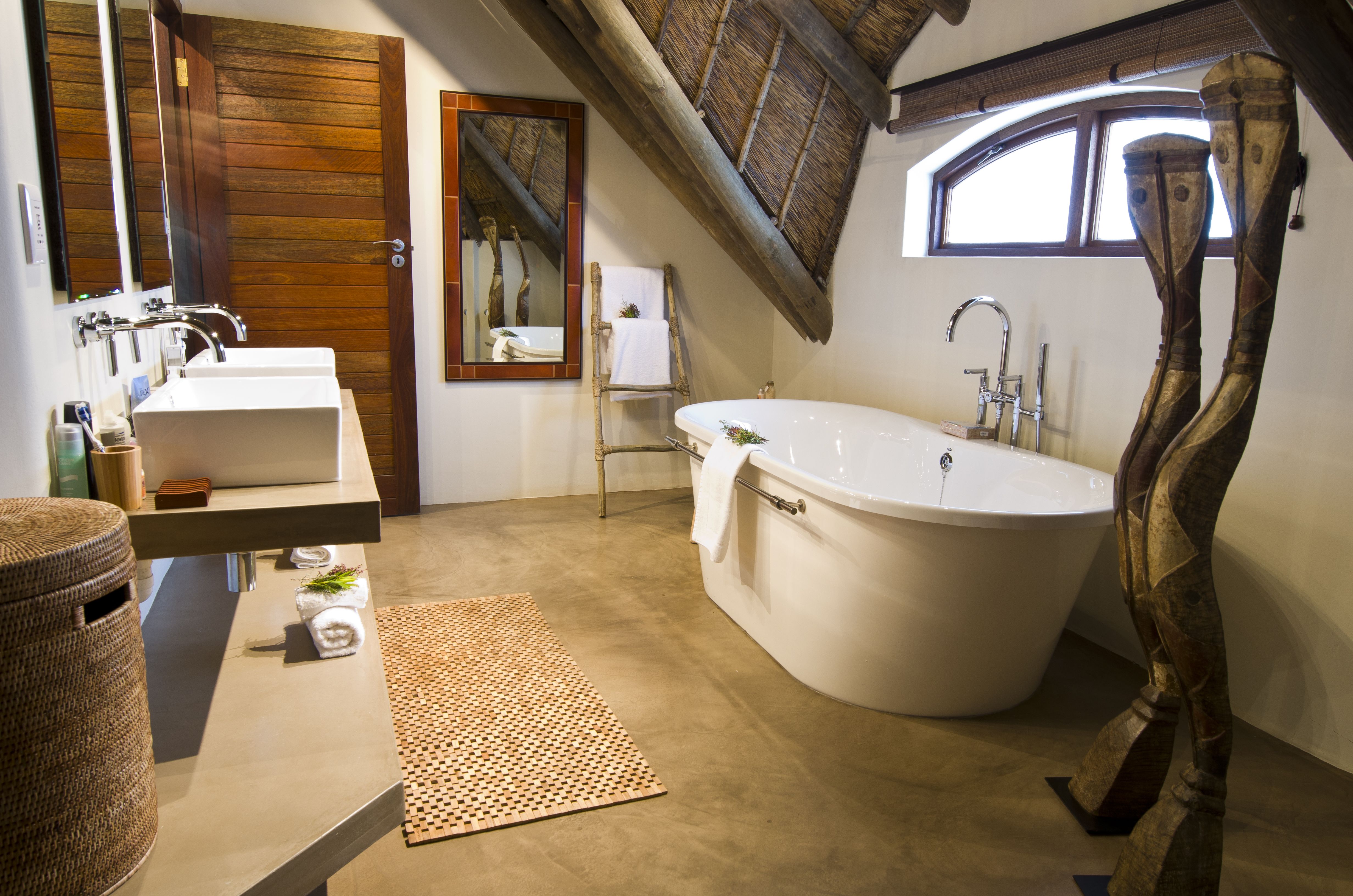 Lodge Three Bedrooms Three Bathrooms