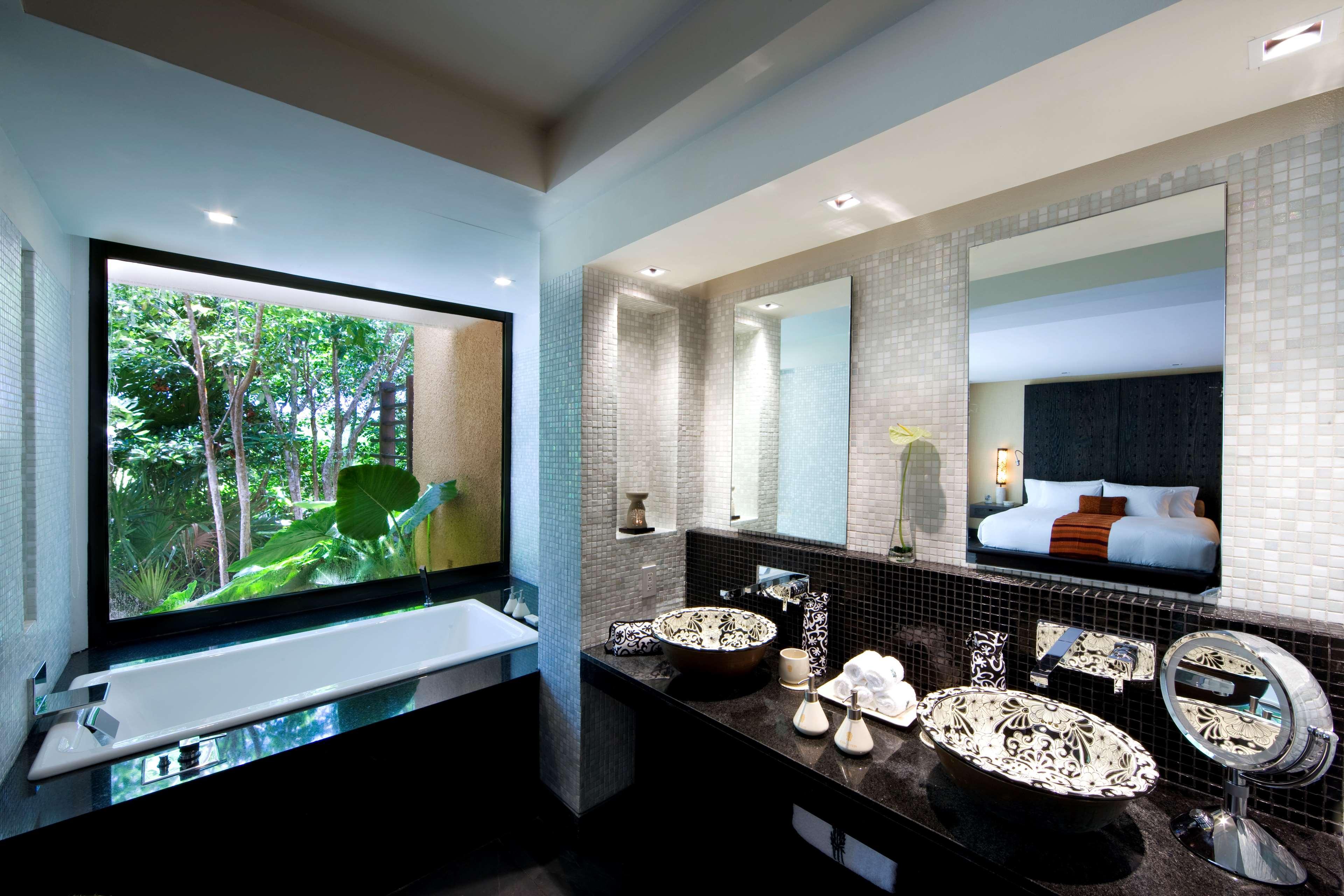 Family Room Capacity 6