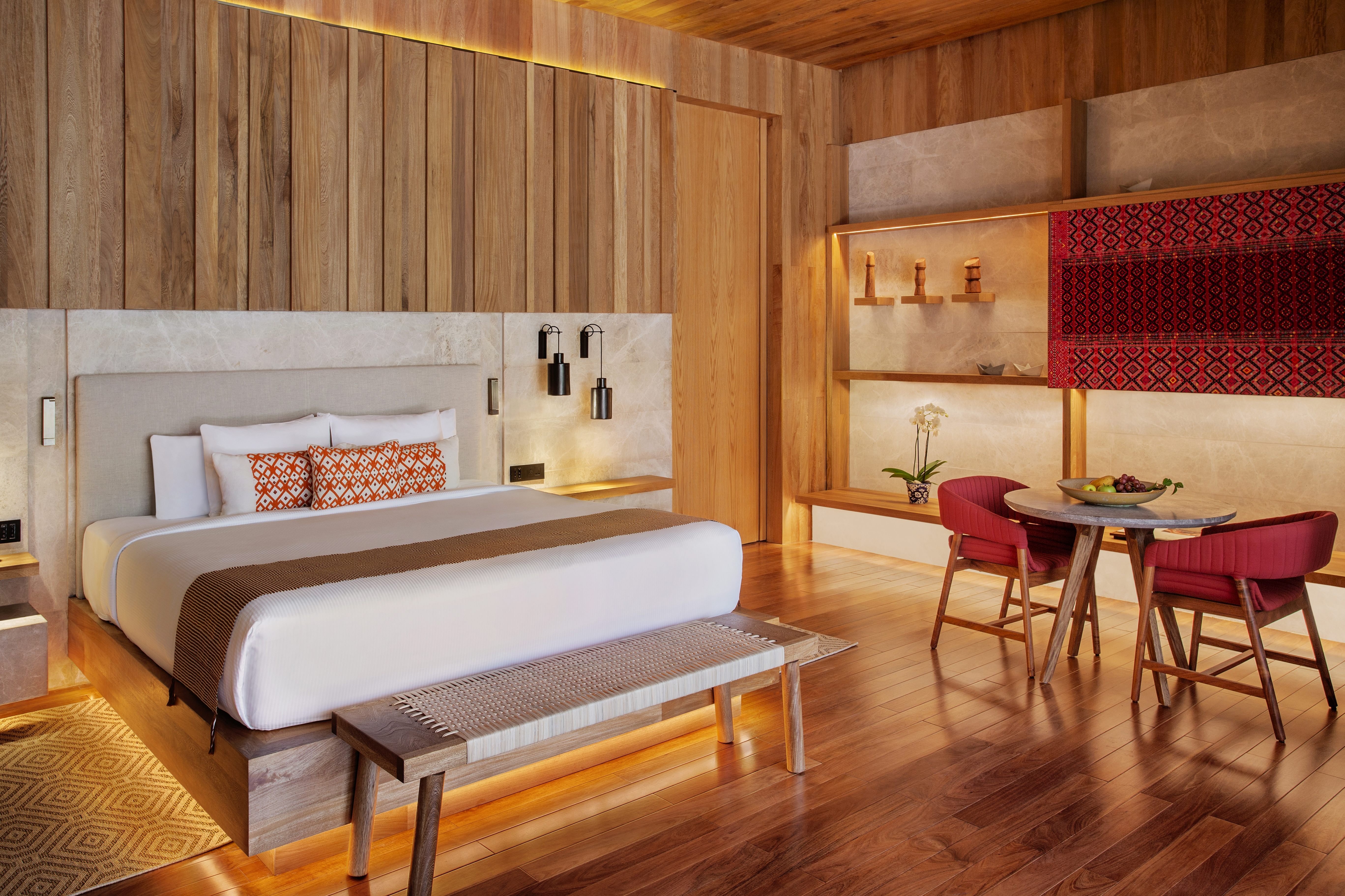 Suite Ocean Front King Bed