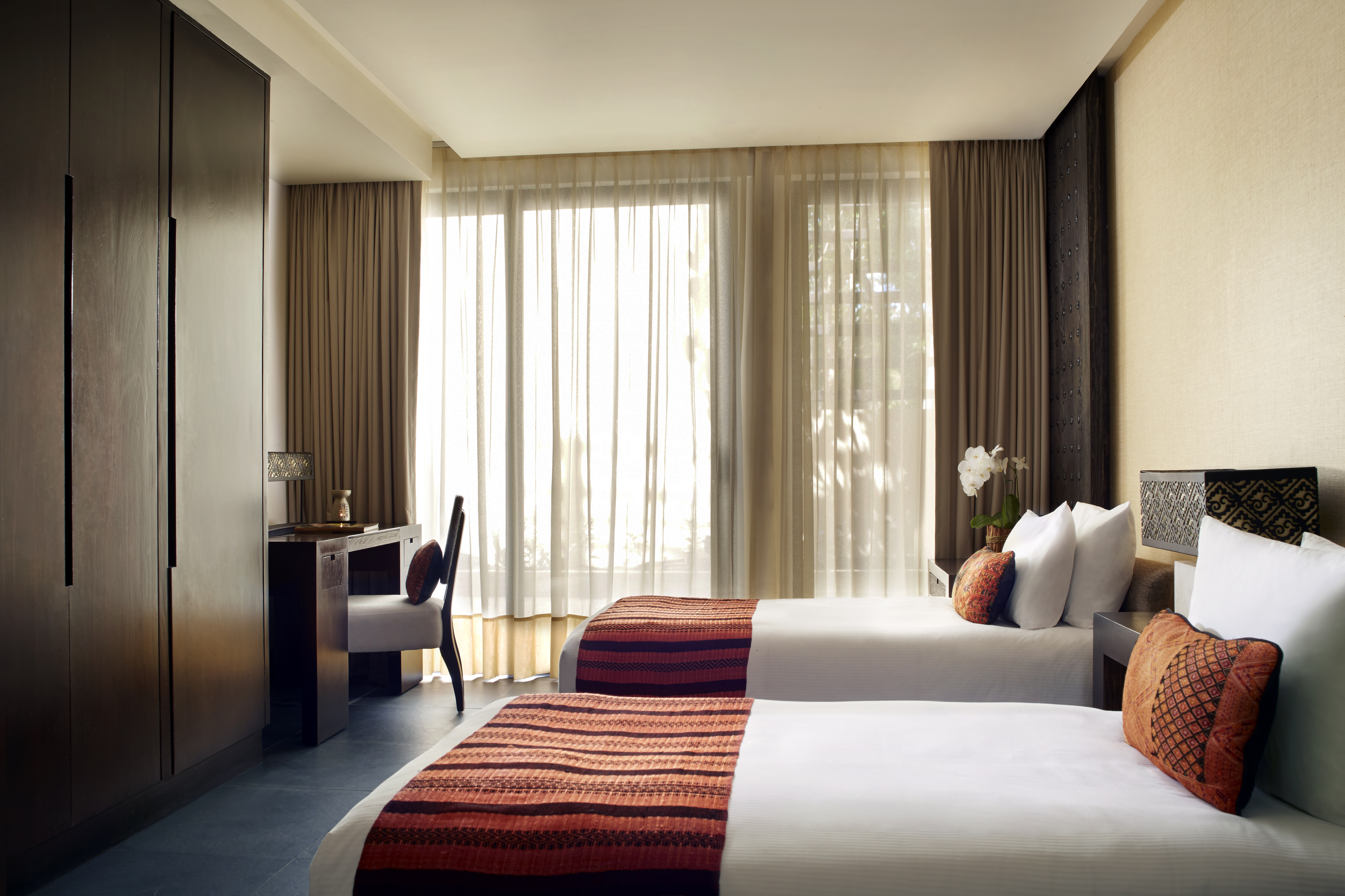 Family Room Capacity 6