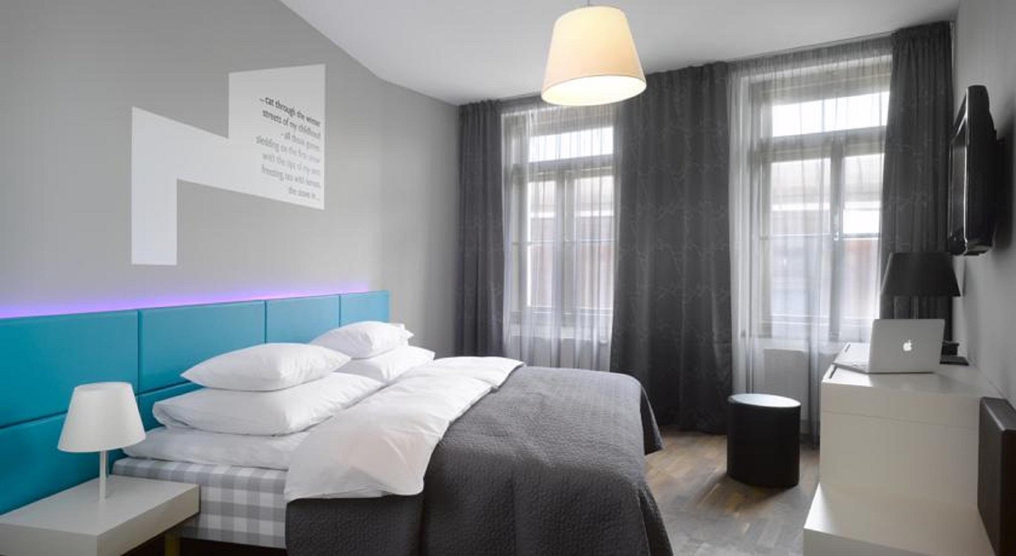 Double or Twin Deluxe