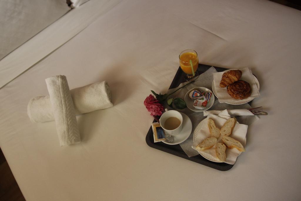 Single Mountain View