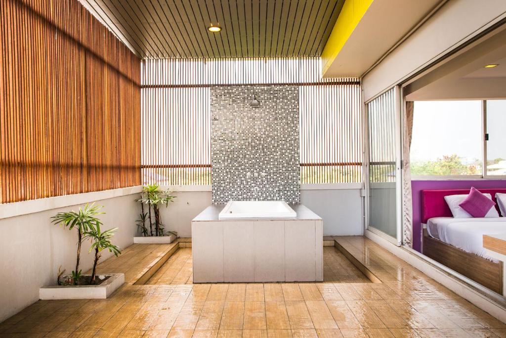 Family Room Standard