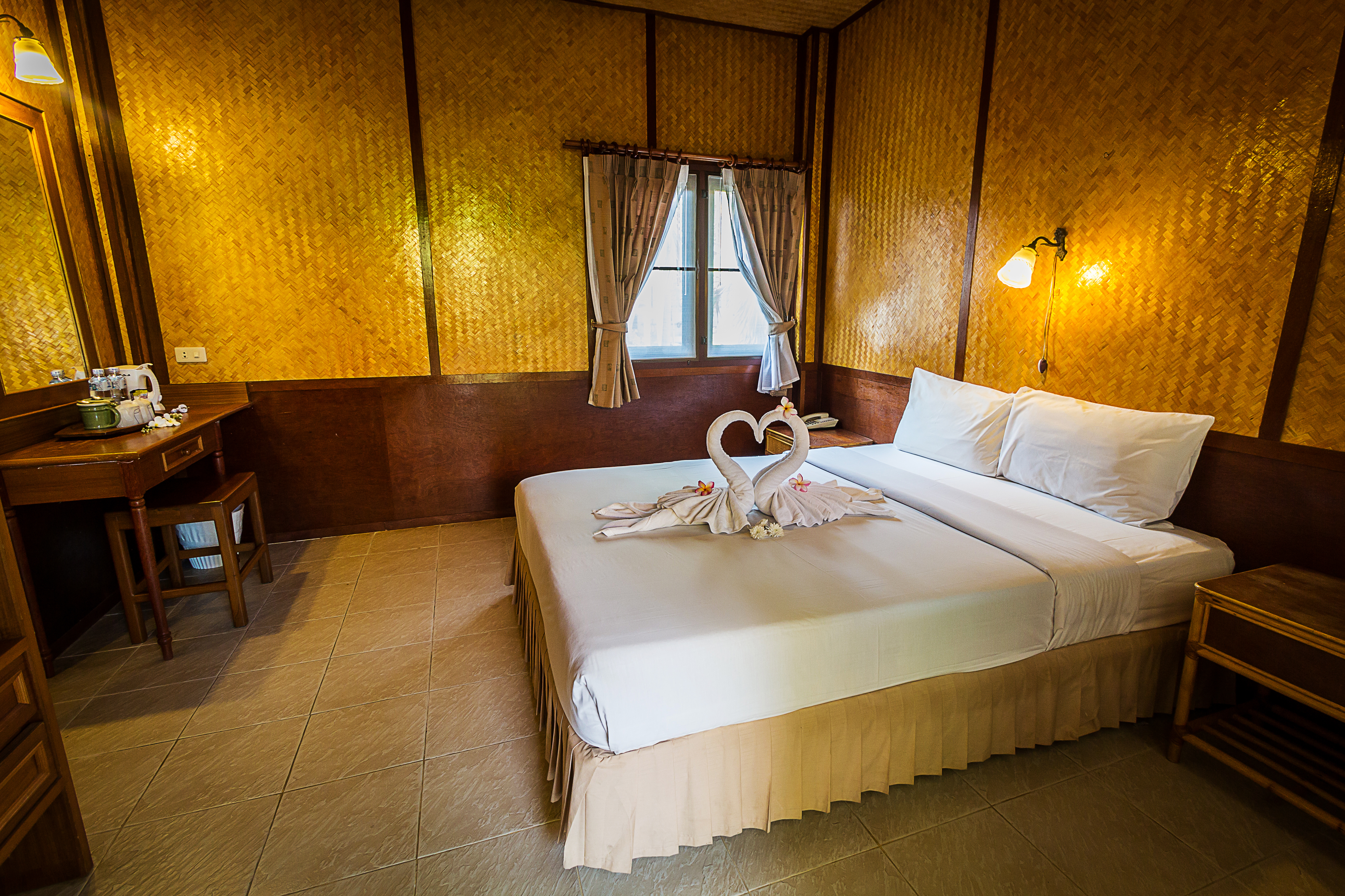 Double or Twin Standard