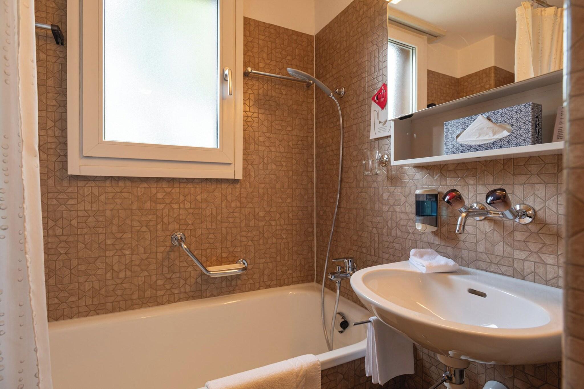 Single Mountain View