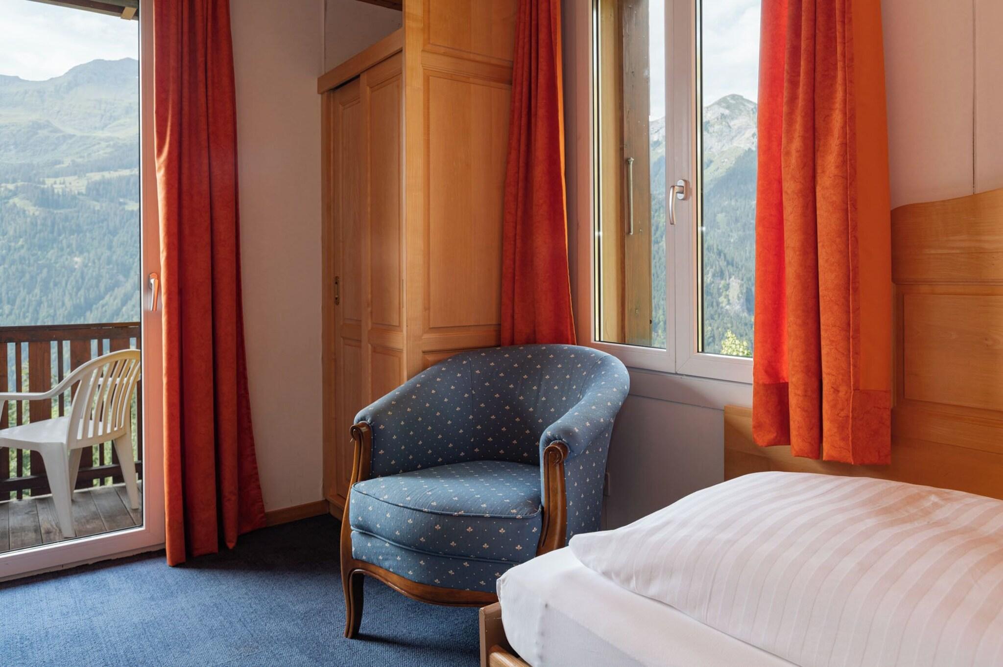 Single Mountain View