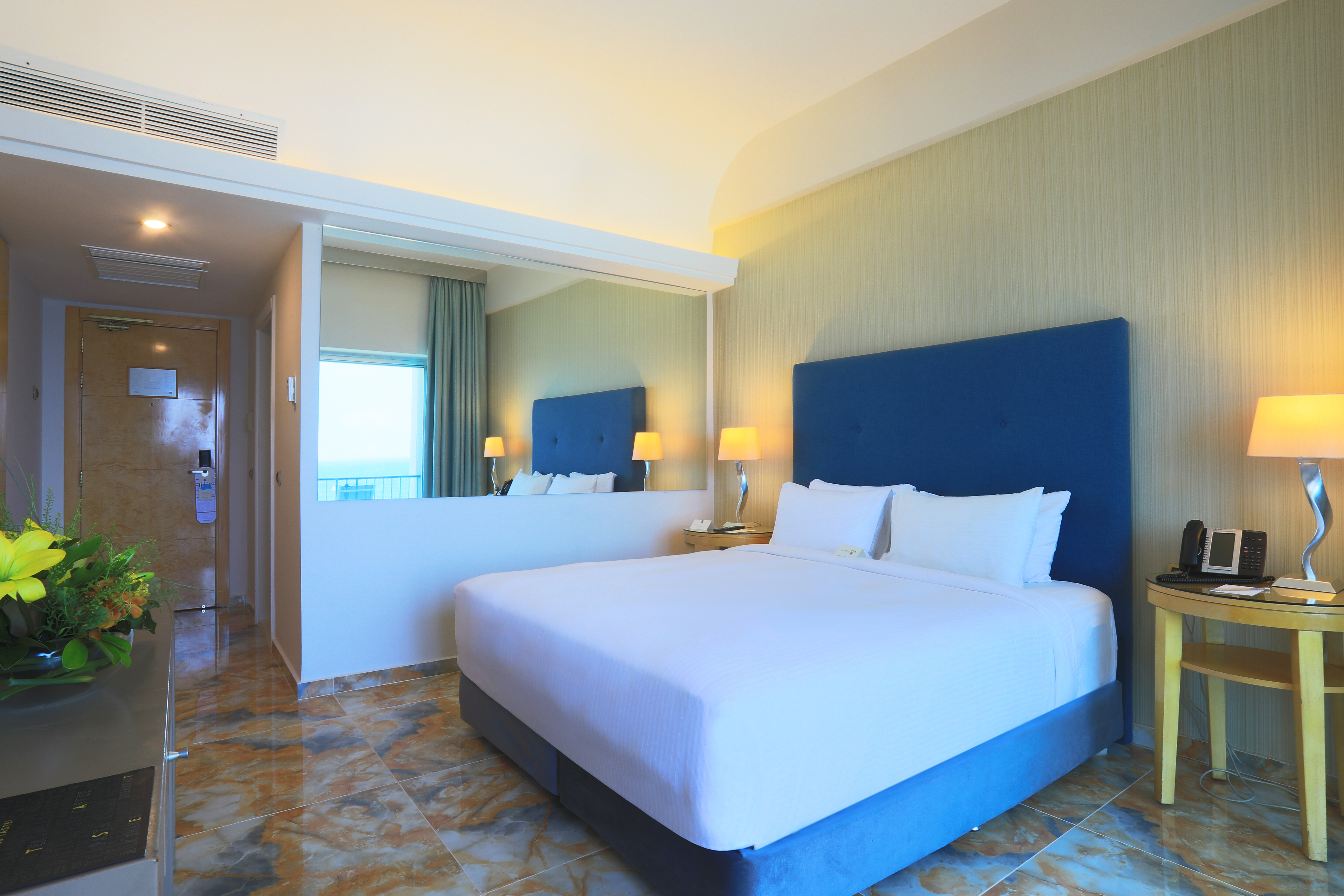 Double or Twin Superior Sea View