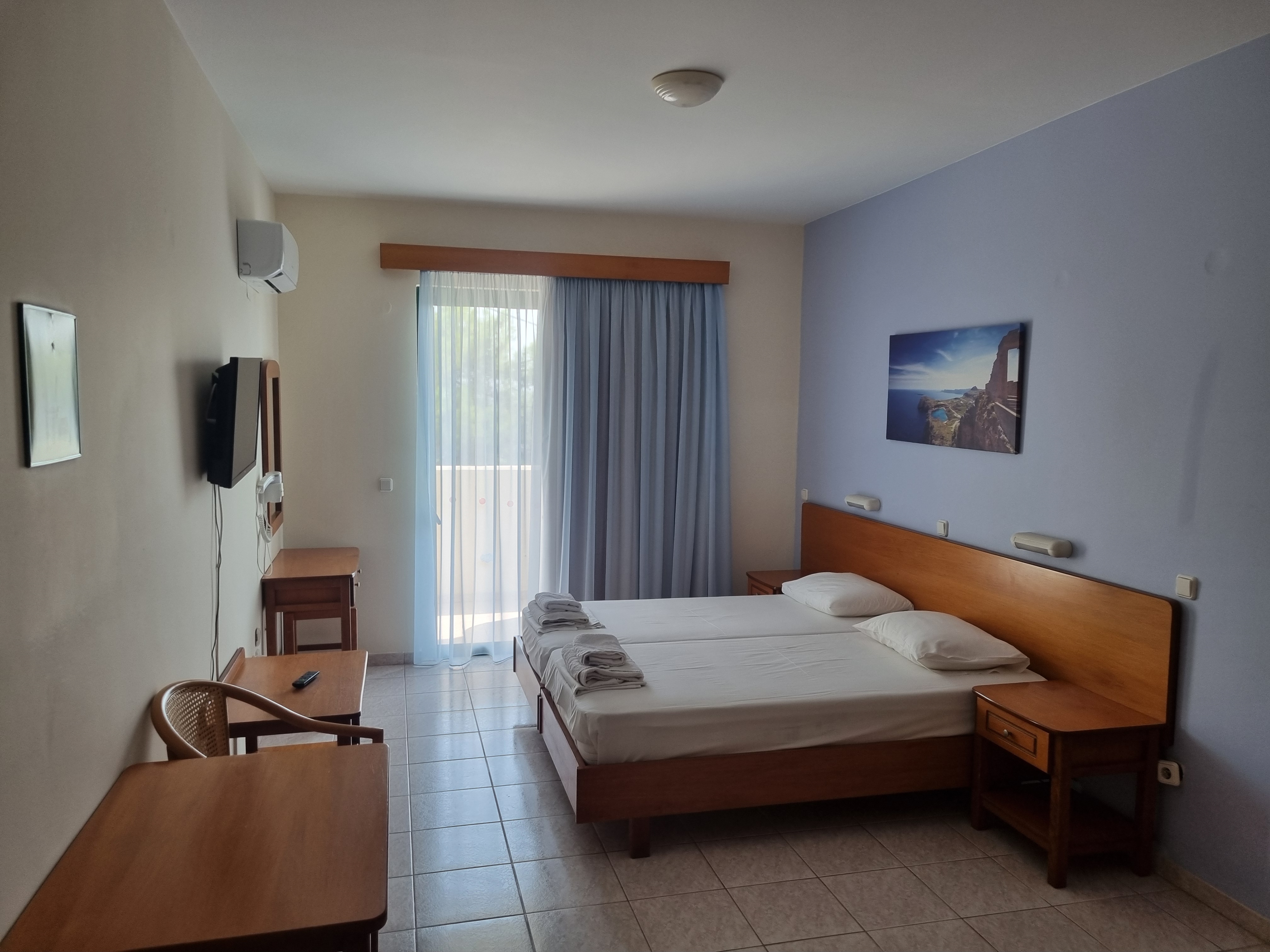 Double or Twin Sea View