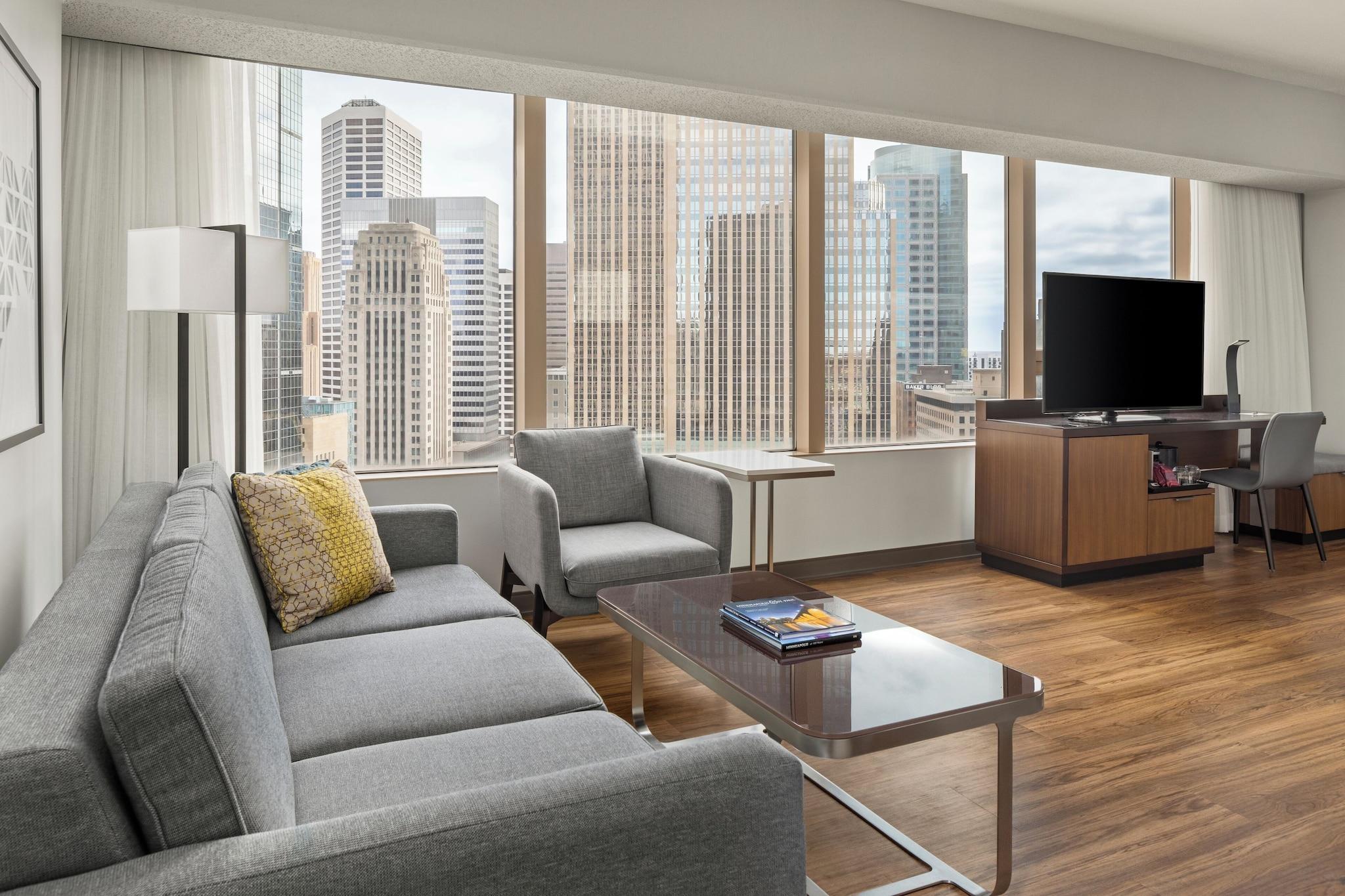 Double City View King Bed