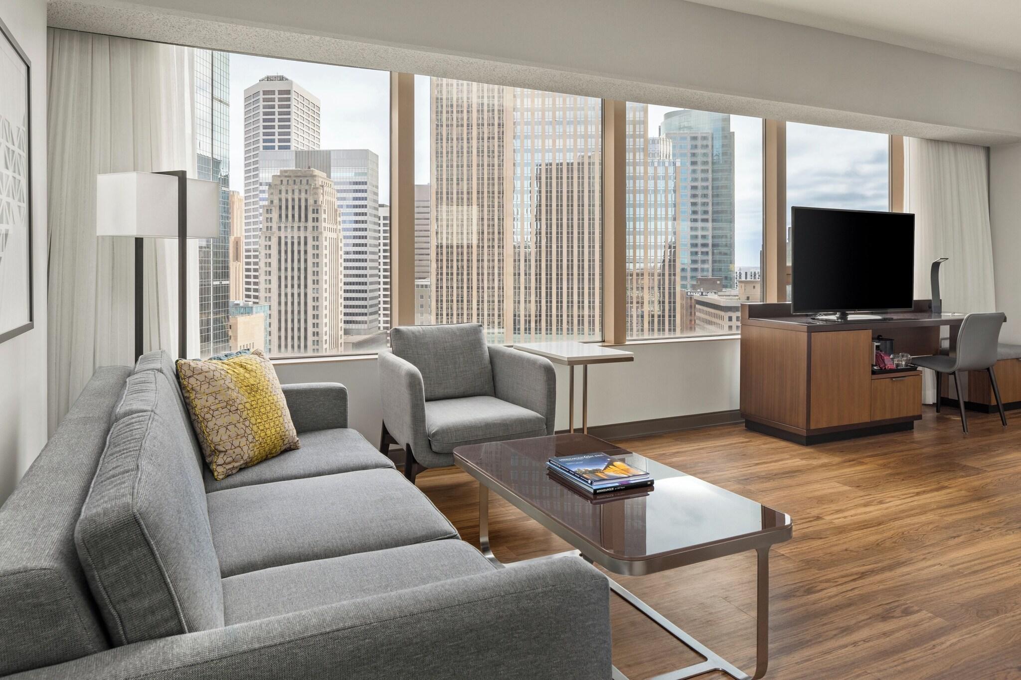 Double City View King Bed