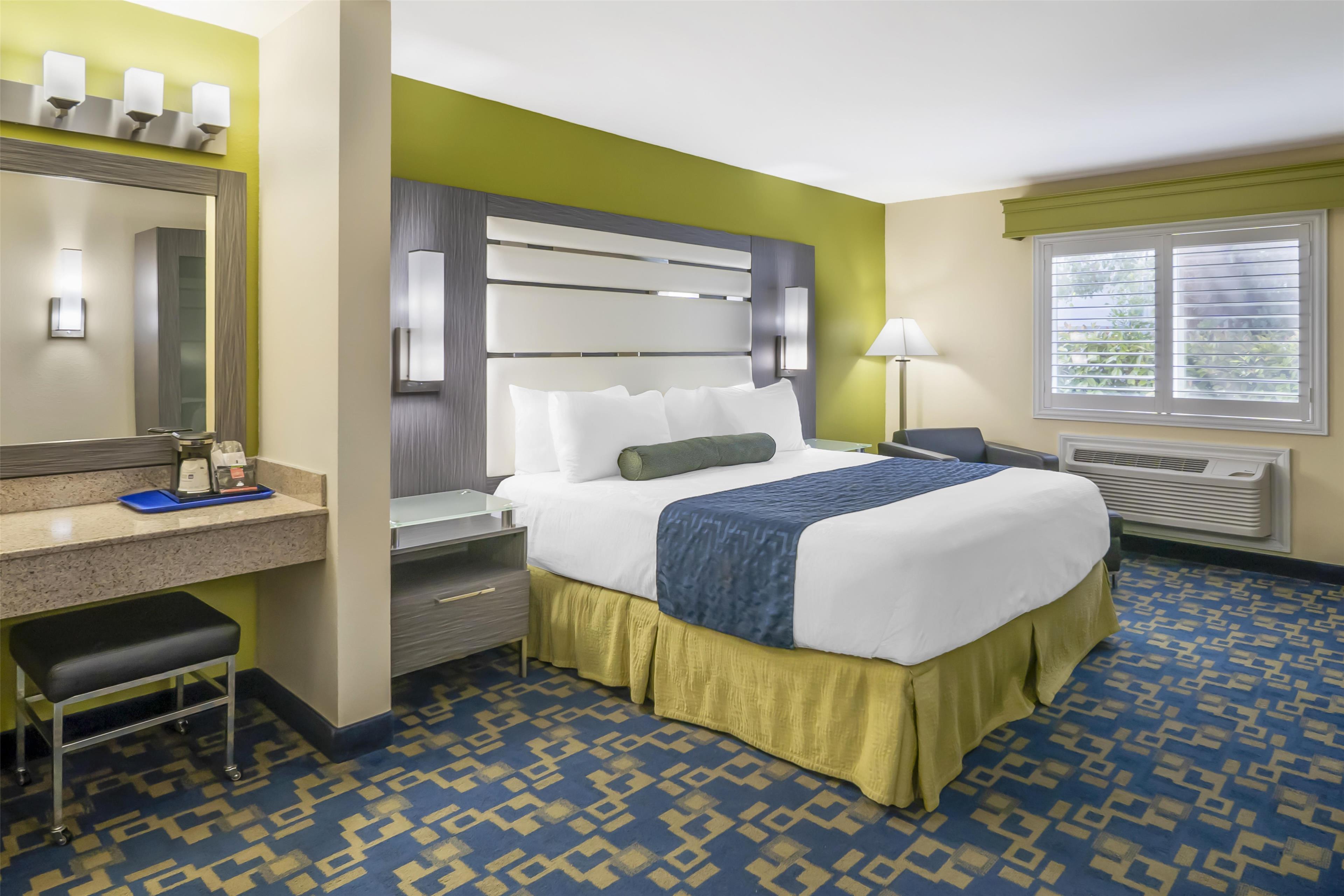 Double Accessible-queen Size Bed